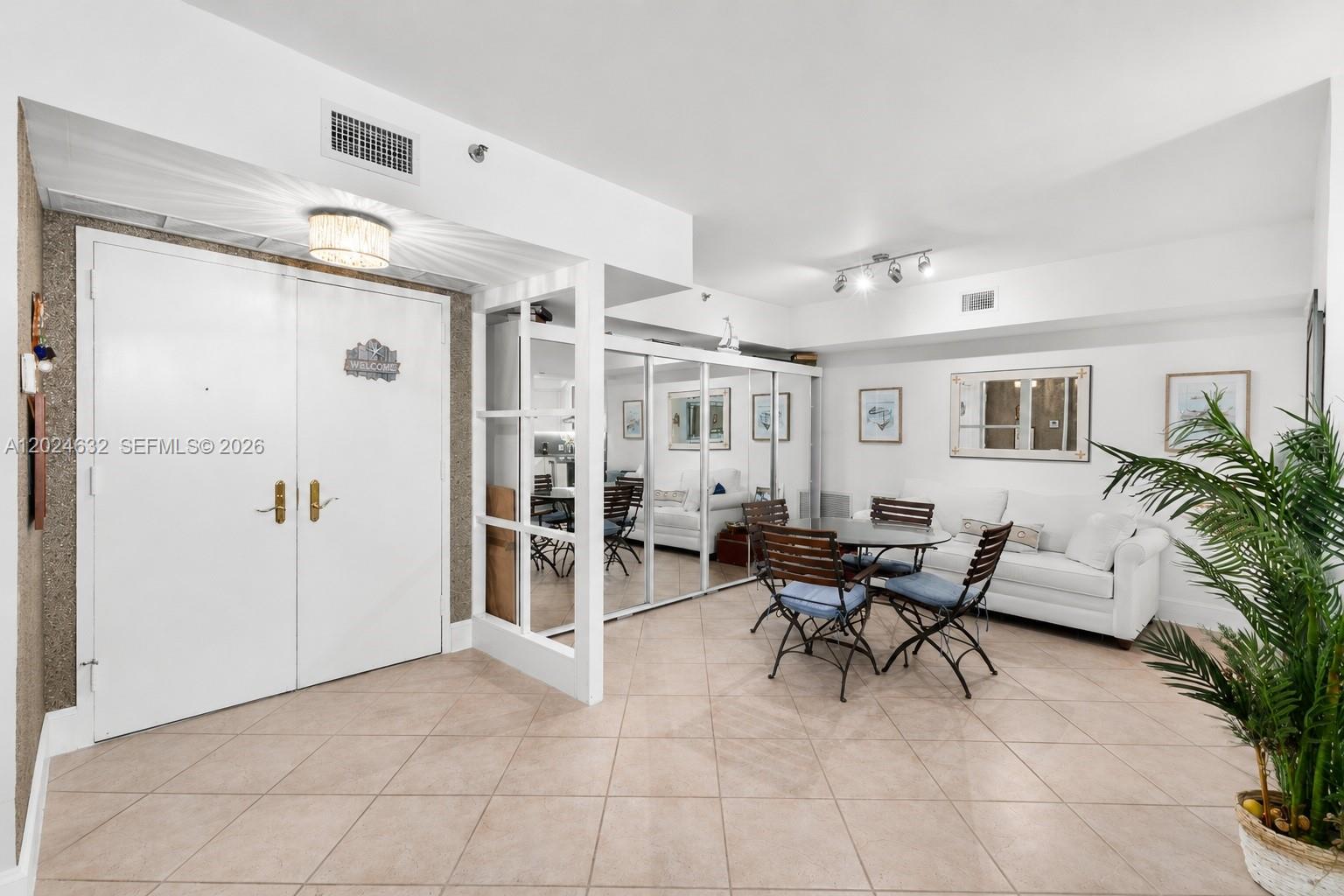 20281 E Country Clb Dr #510 Aventura, FL 33180