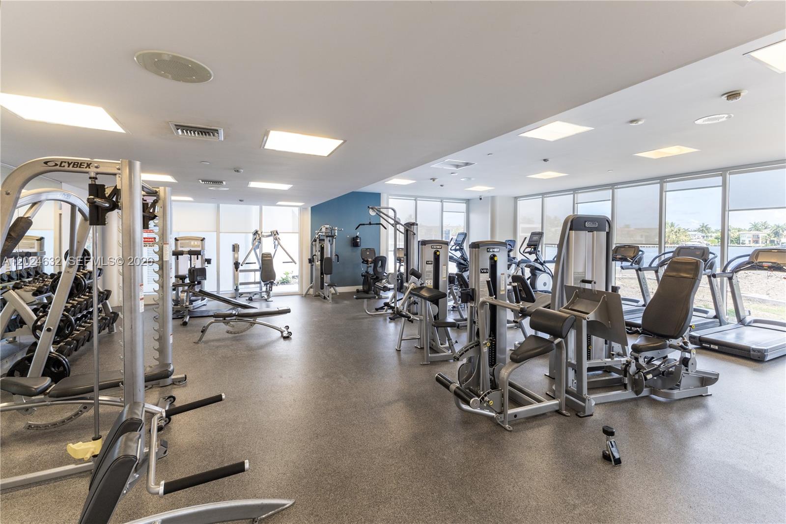 20281 E Country Clb Dr #510 Aventura, FL 33180