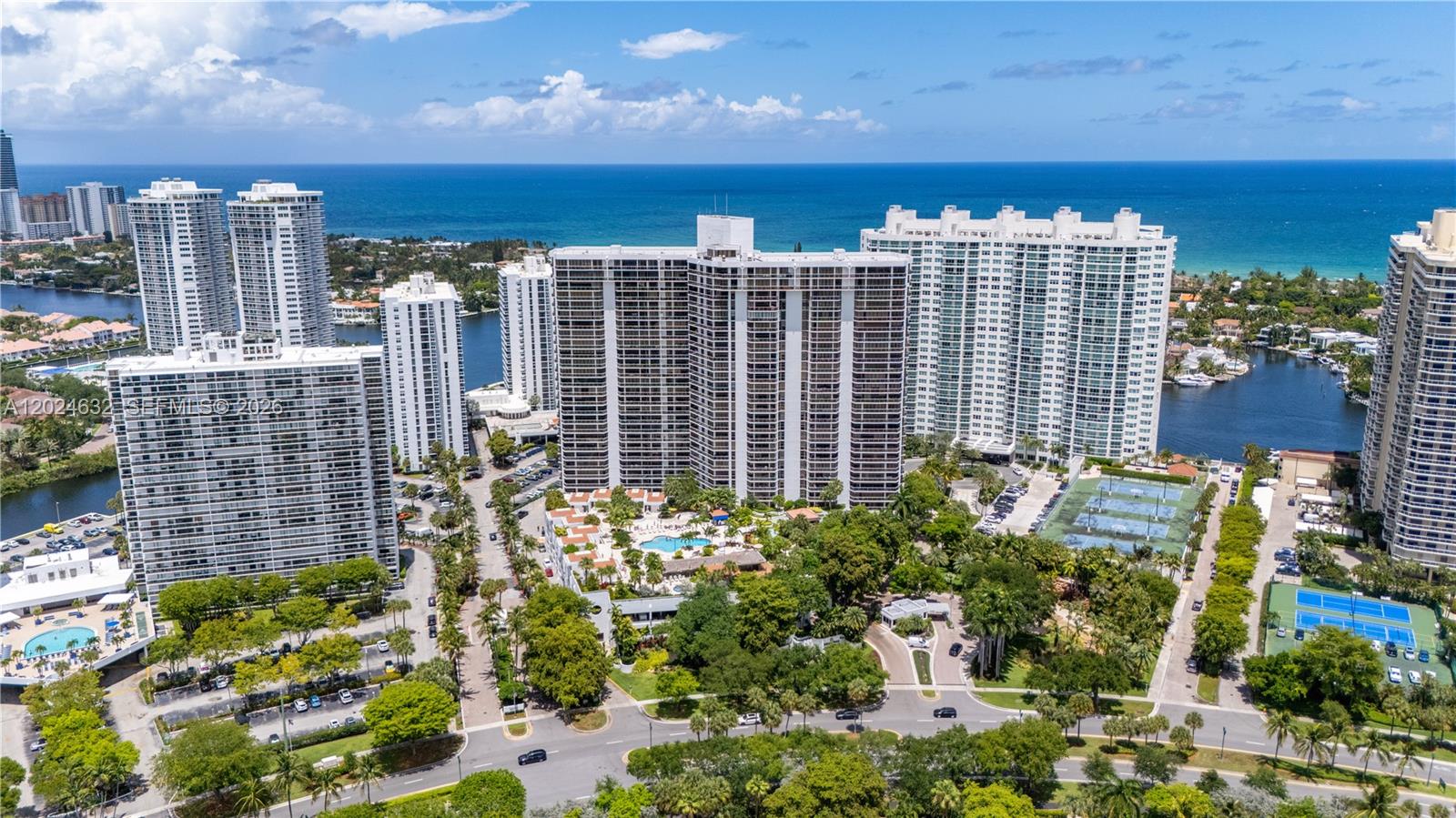 20281 E Country Clb Dr #510 Aventura, FL 33180