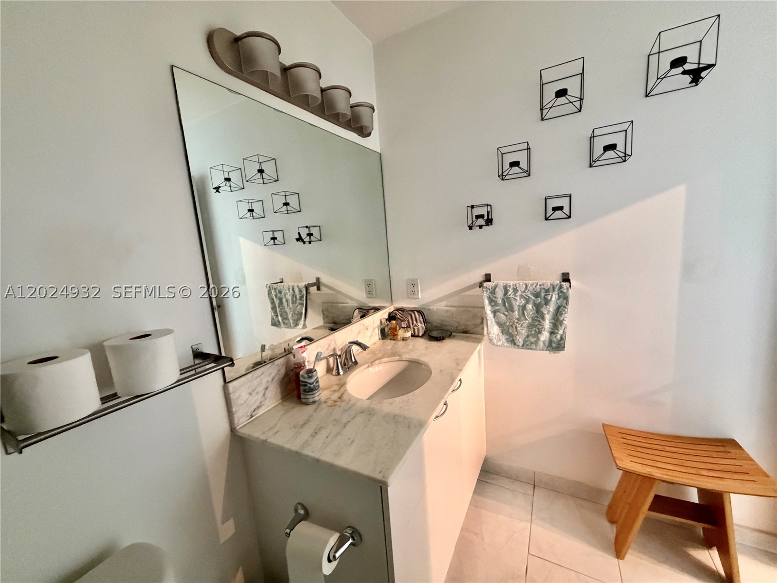 image The Loft 216