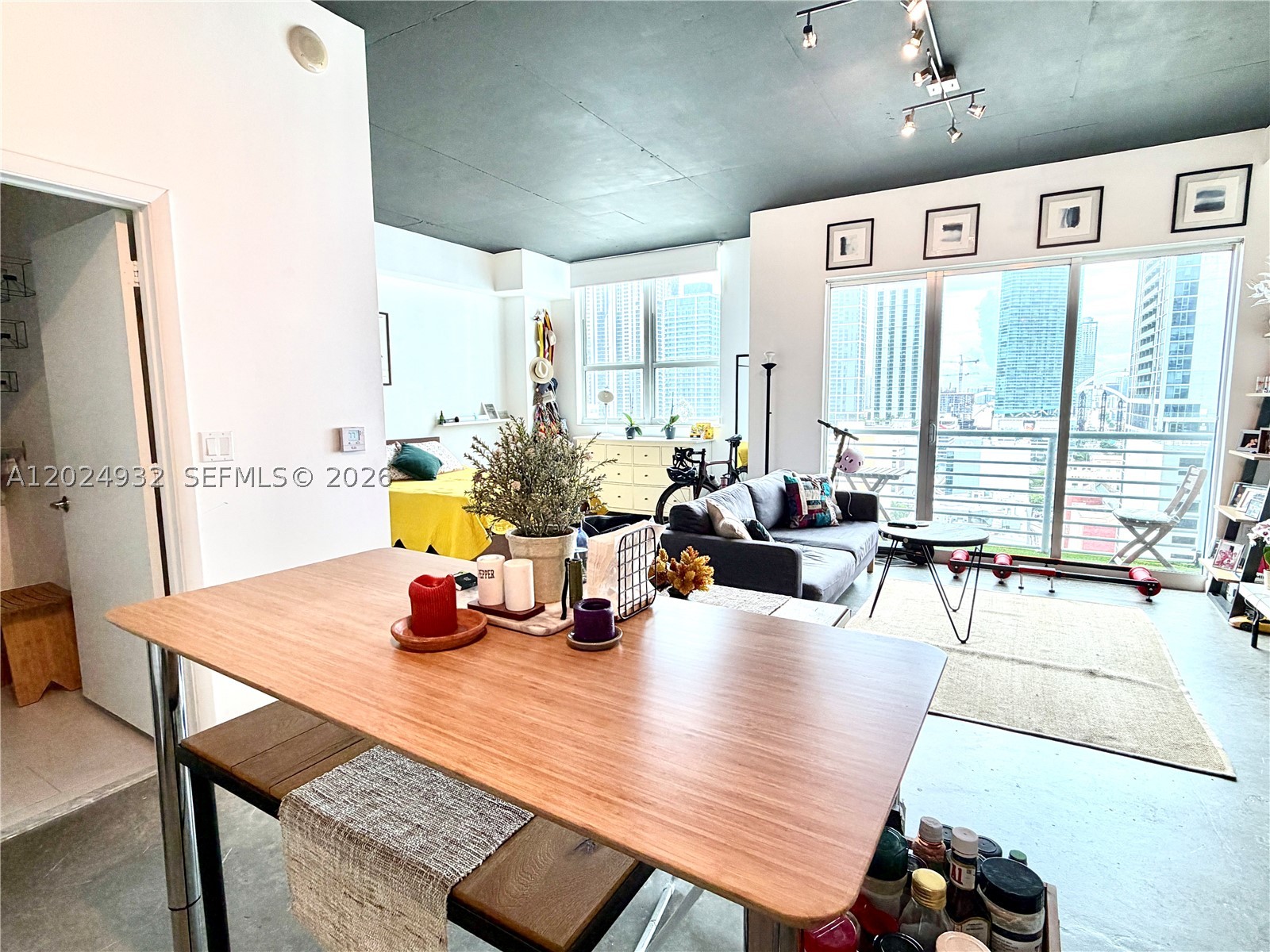 image The Loft 26