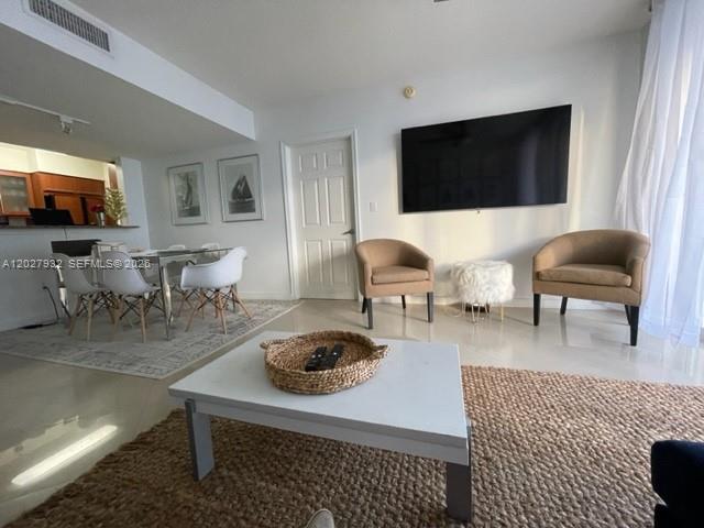 image 2080 Ocean Drive7
