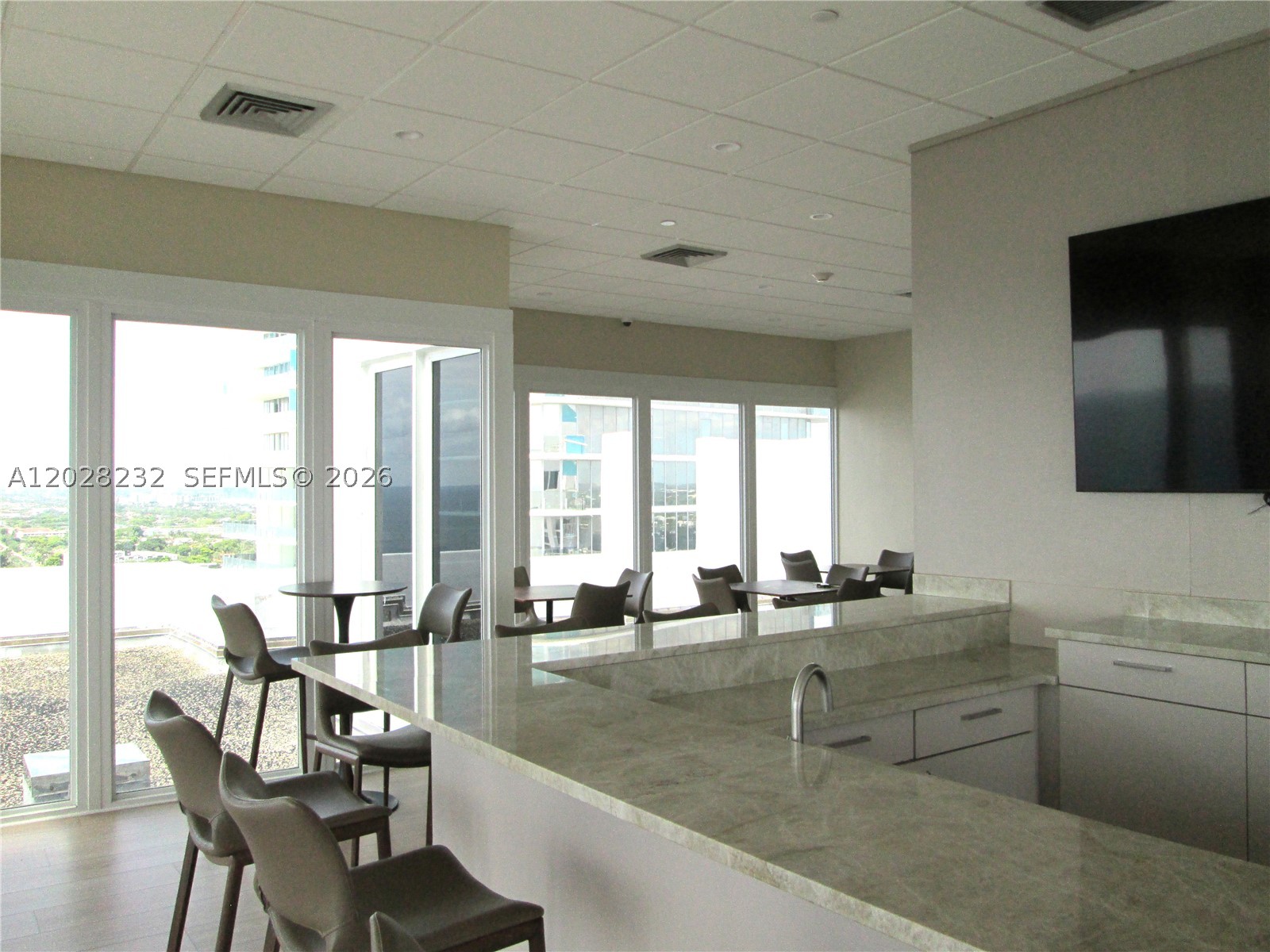 1370 S Ocean Blvd #1206 Pompano Beach, FL 33062