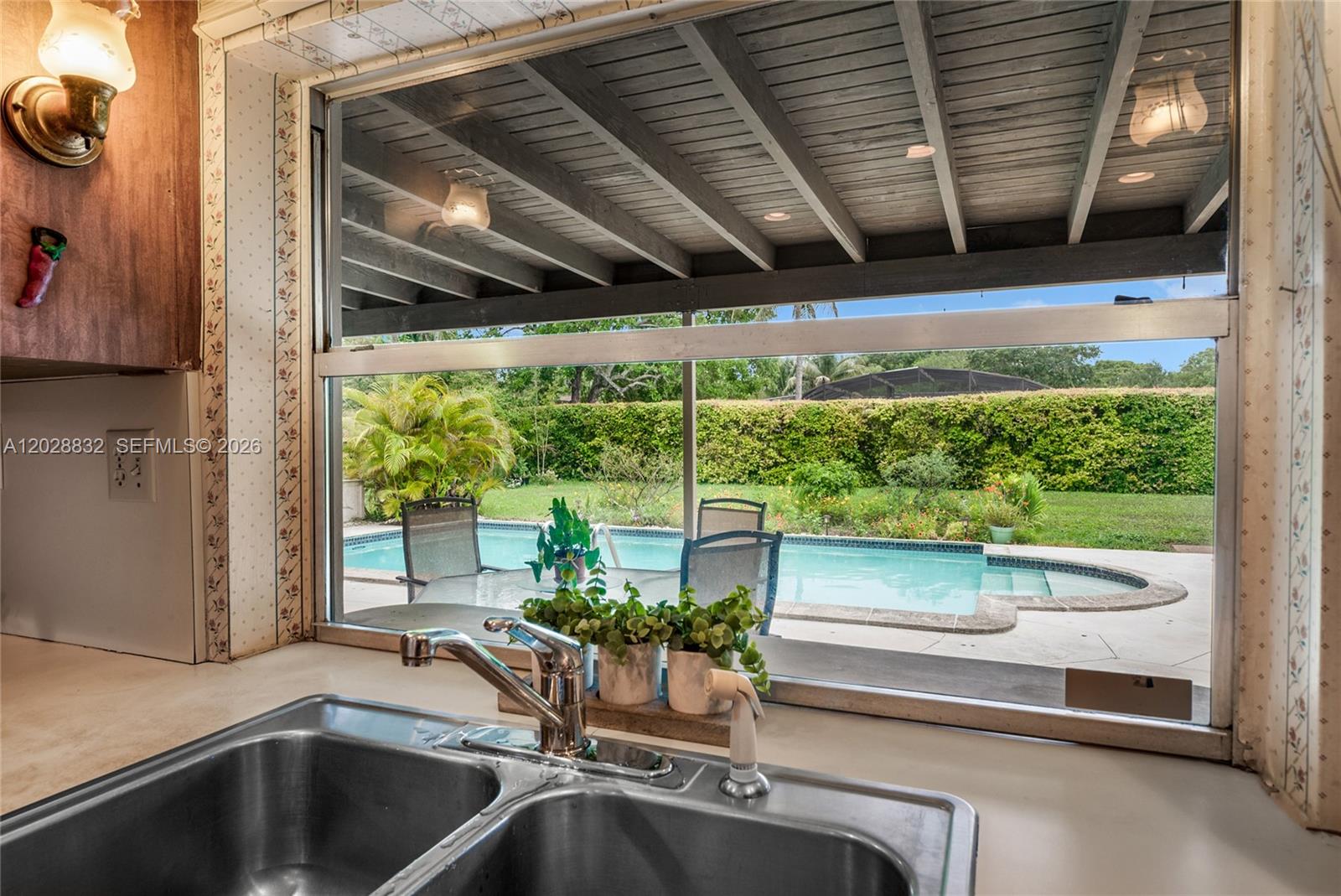 16420 SW 81st Ave Palmetto Bay, FL 33157