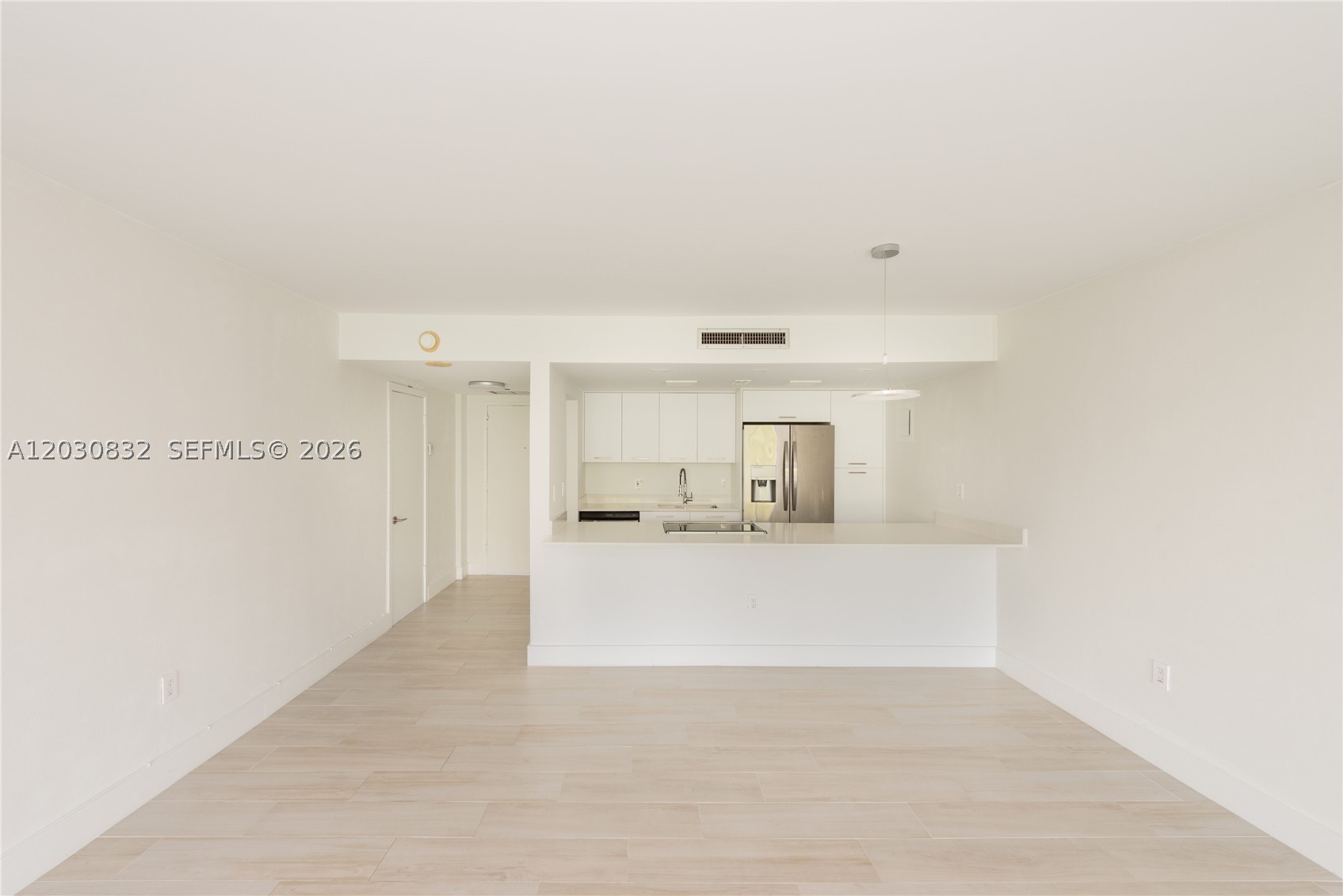 155 Ocean Ln Dr #403 Key Biscayne, FL 33149