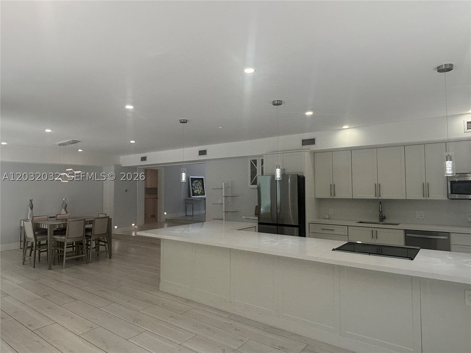 6220 SW 144th St Coral Gables, FL 33158