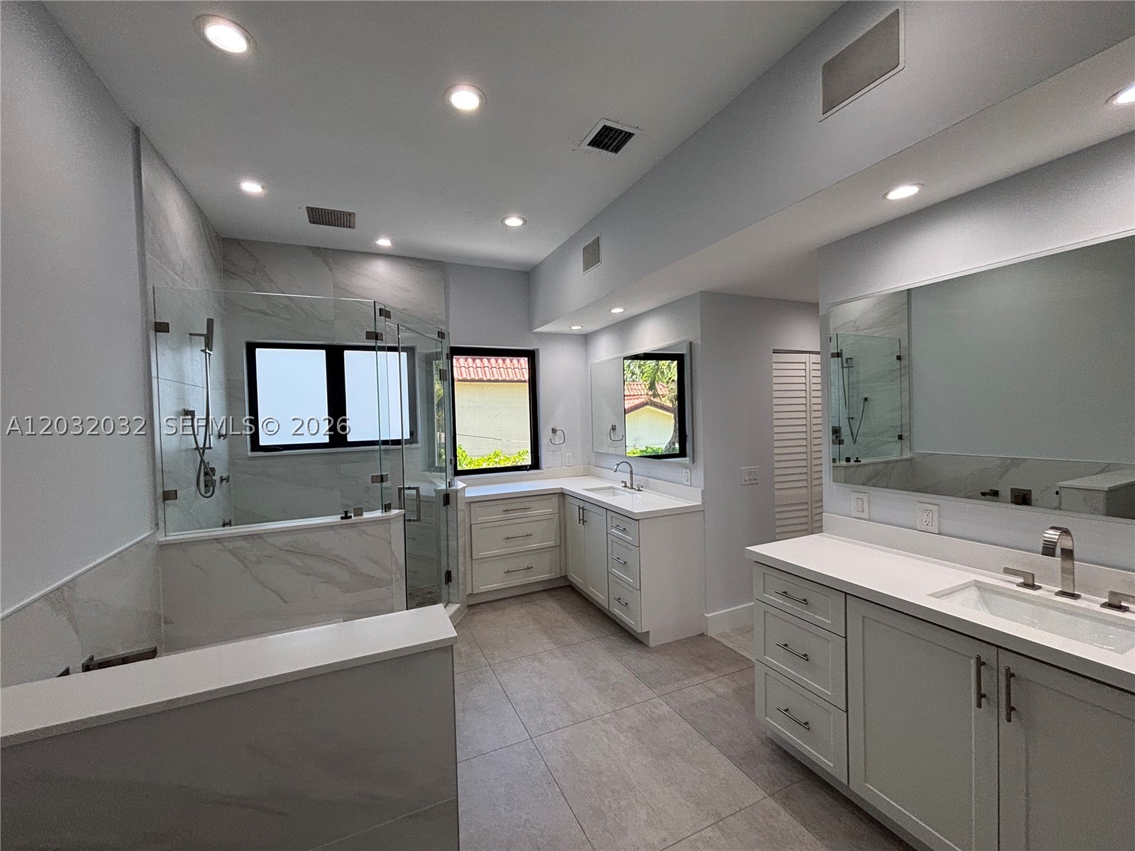 6220 SW 144th St Coral Gables, FL 33158
