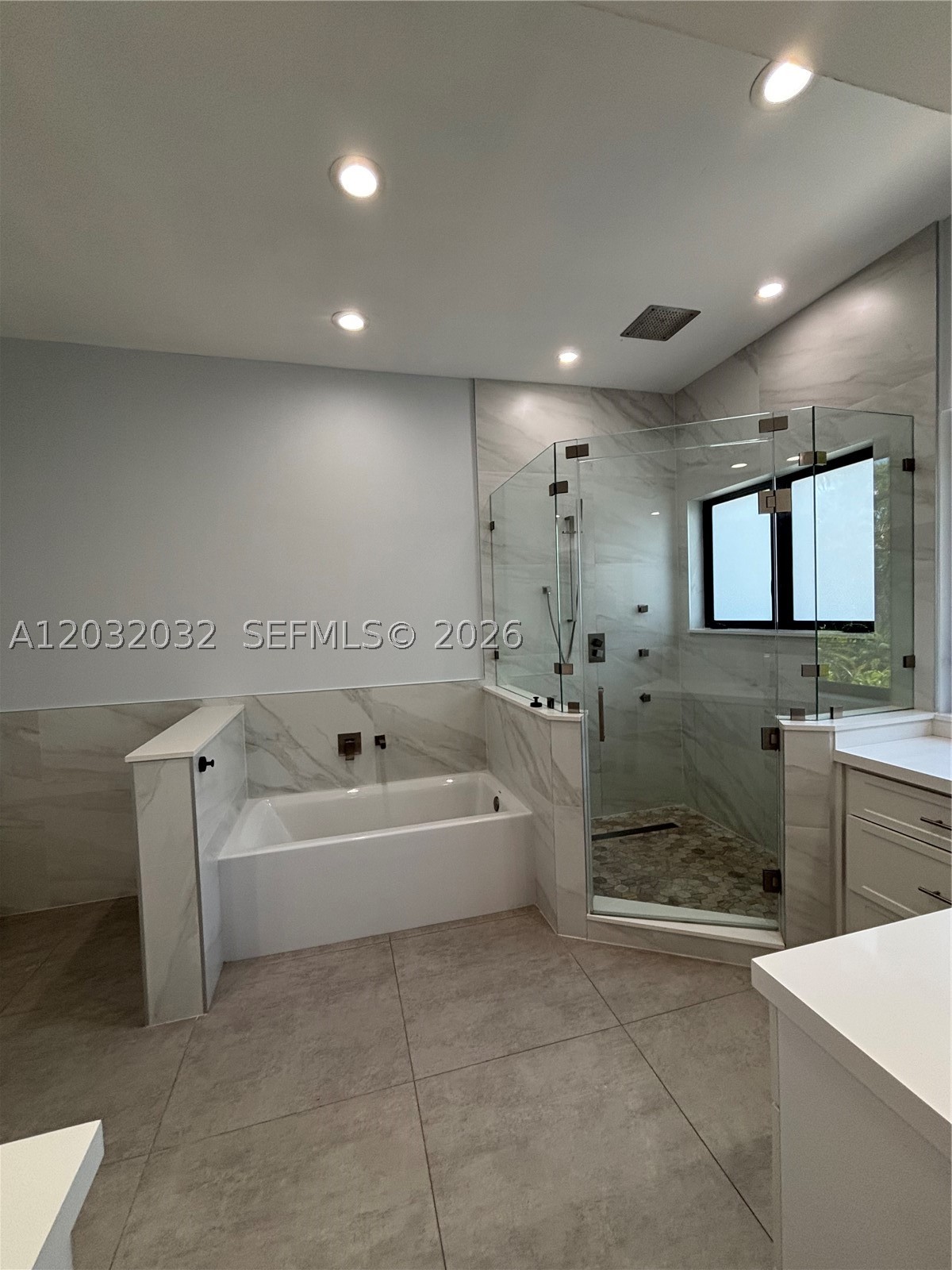 6220 SW 144th St Coral Gables, FL 33158