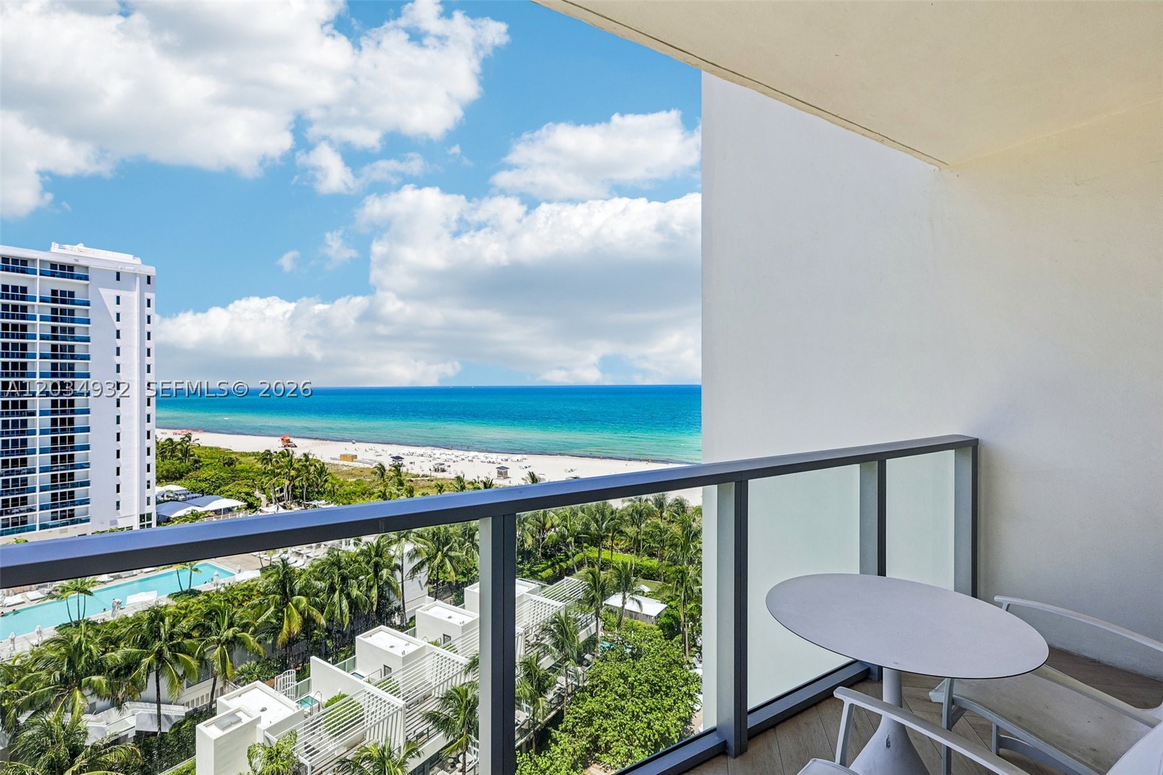 2201 Collins Ave #1019 Miami Beach, FL 33139