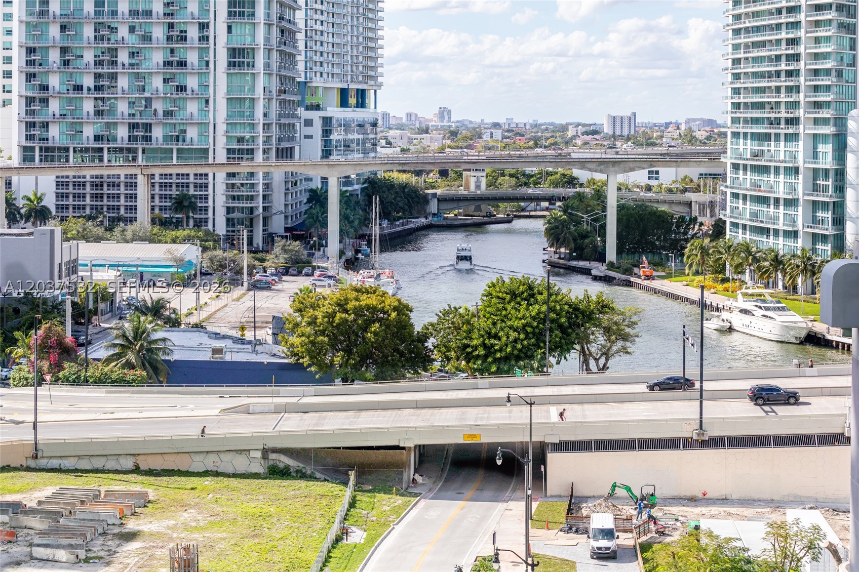 41 SE 5th St #706 Miami, FL 33131