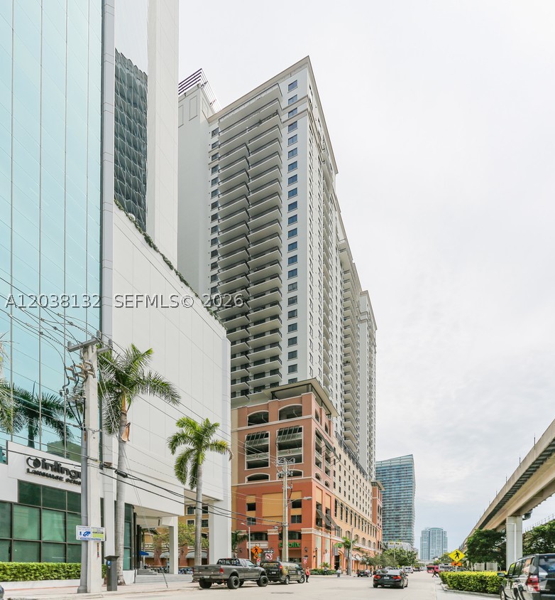 image Nine at Mary Brickell Village0