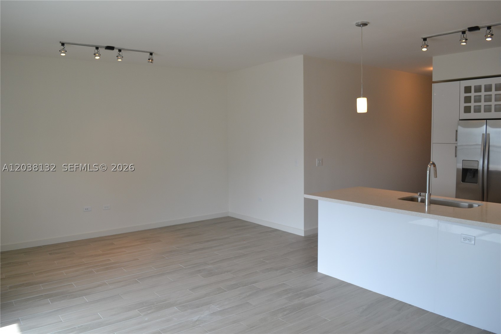 image Nine at Mary Brickell Village12