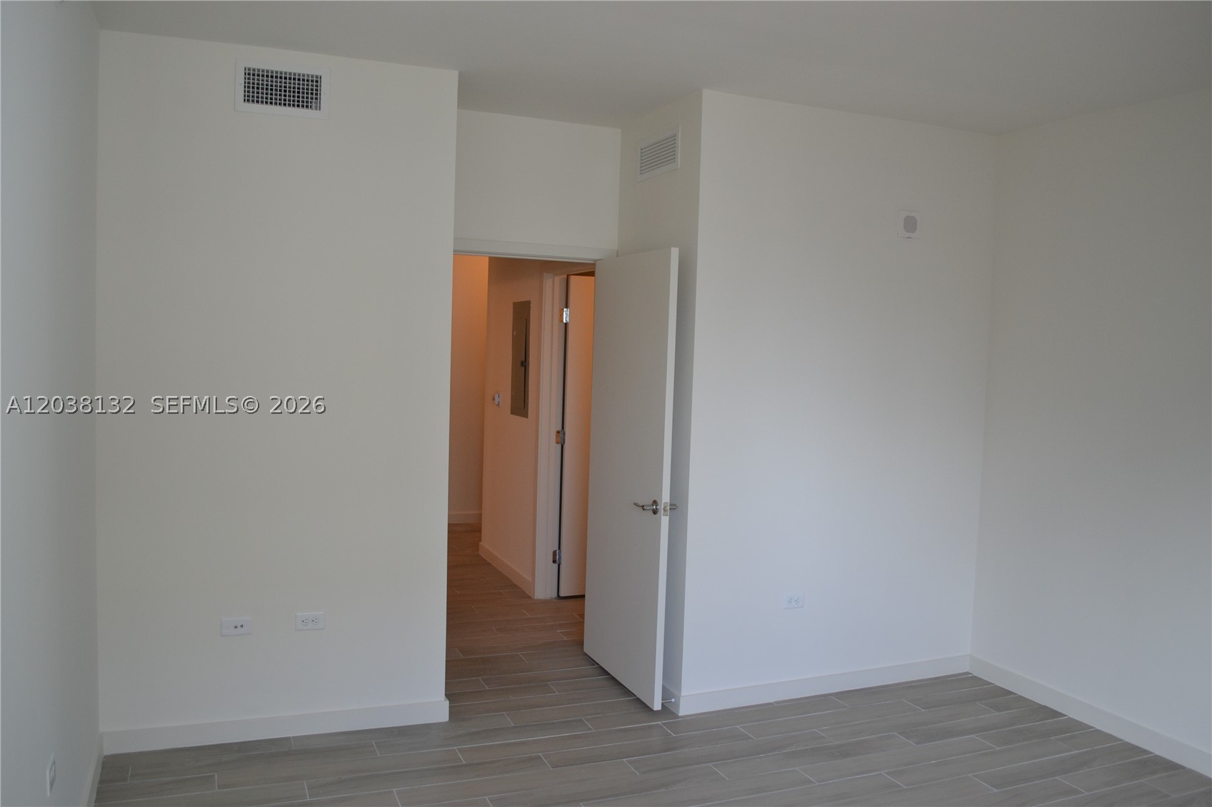 image Nine at Mary Brickell Village6