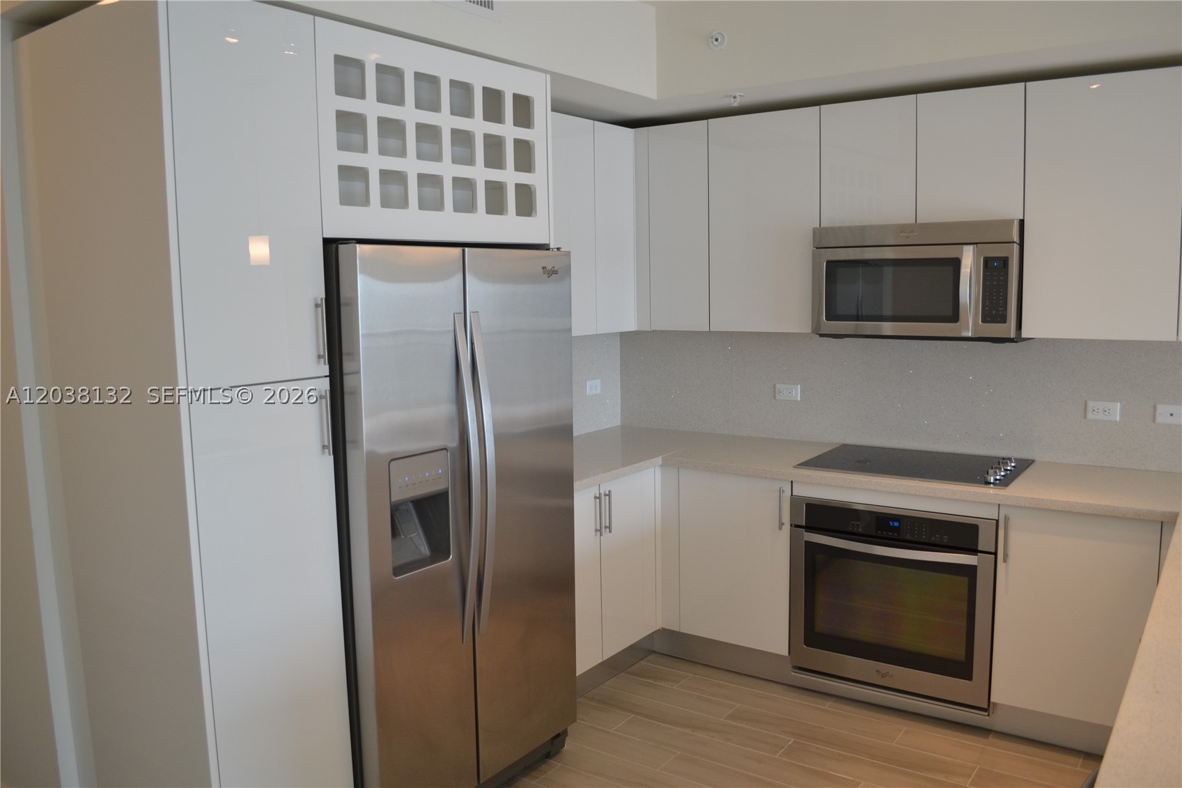 image Nine at Mary Brickell Village8