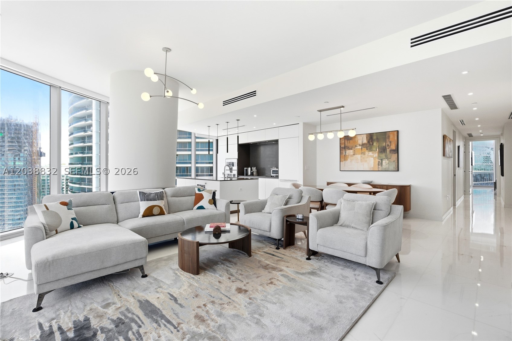 300 Biscayne Blvd Way #4007W Miami, FL 33131