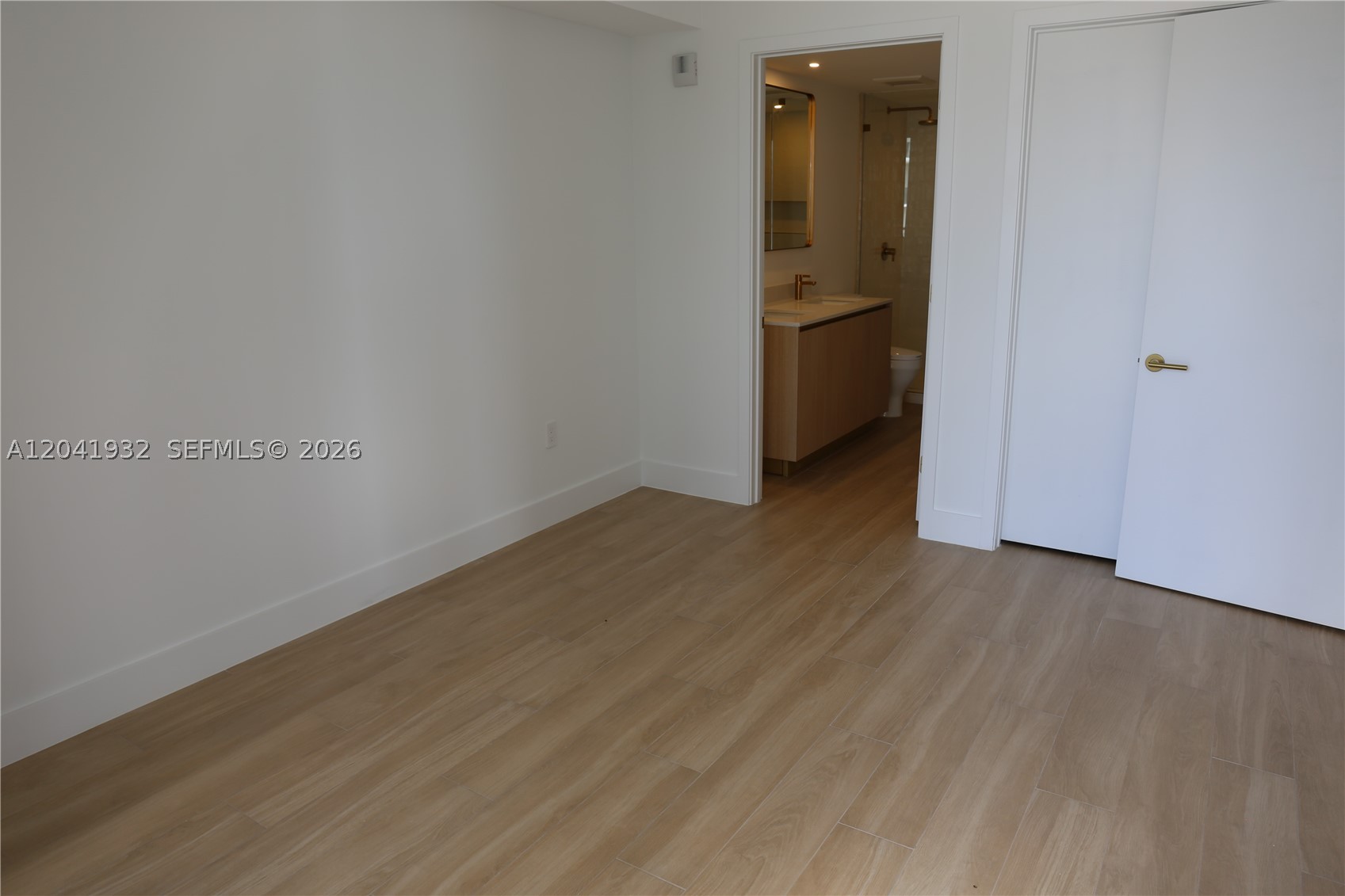 image The Standard Residences Midtown Miami11