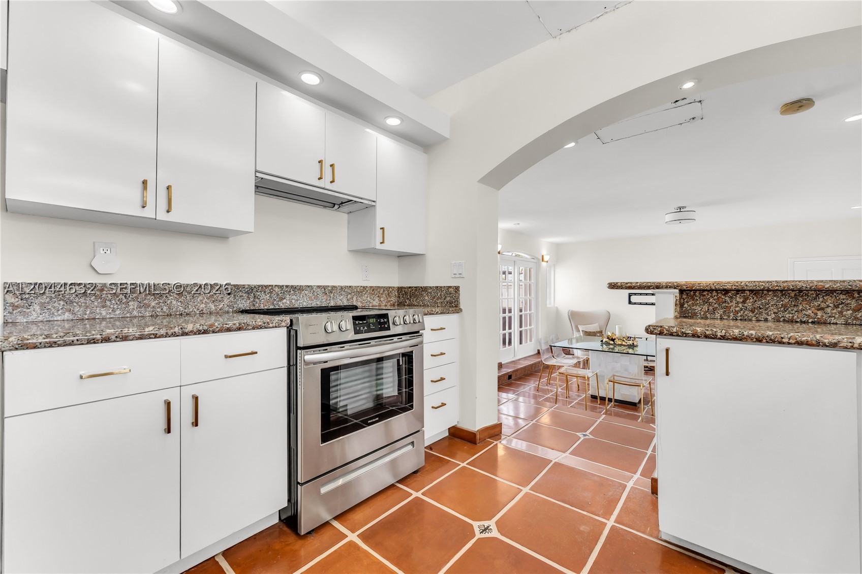 7500 W Treasure Dr North Bay Village, FL 33141