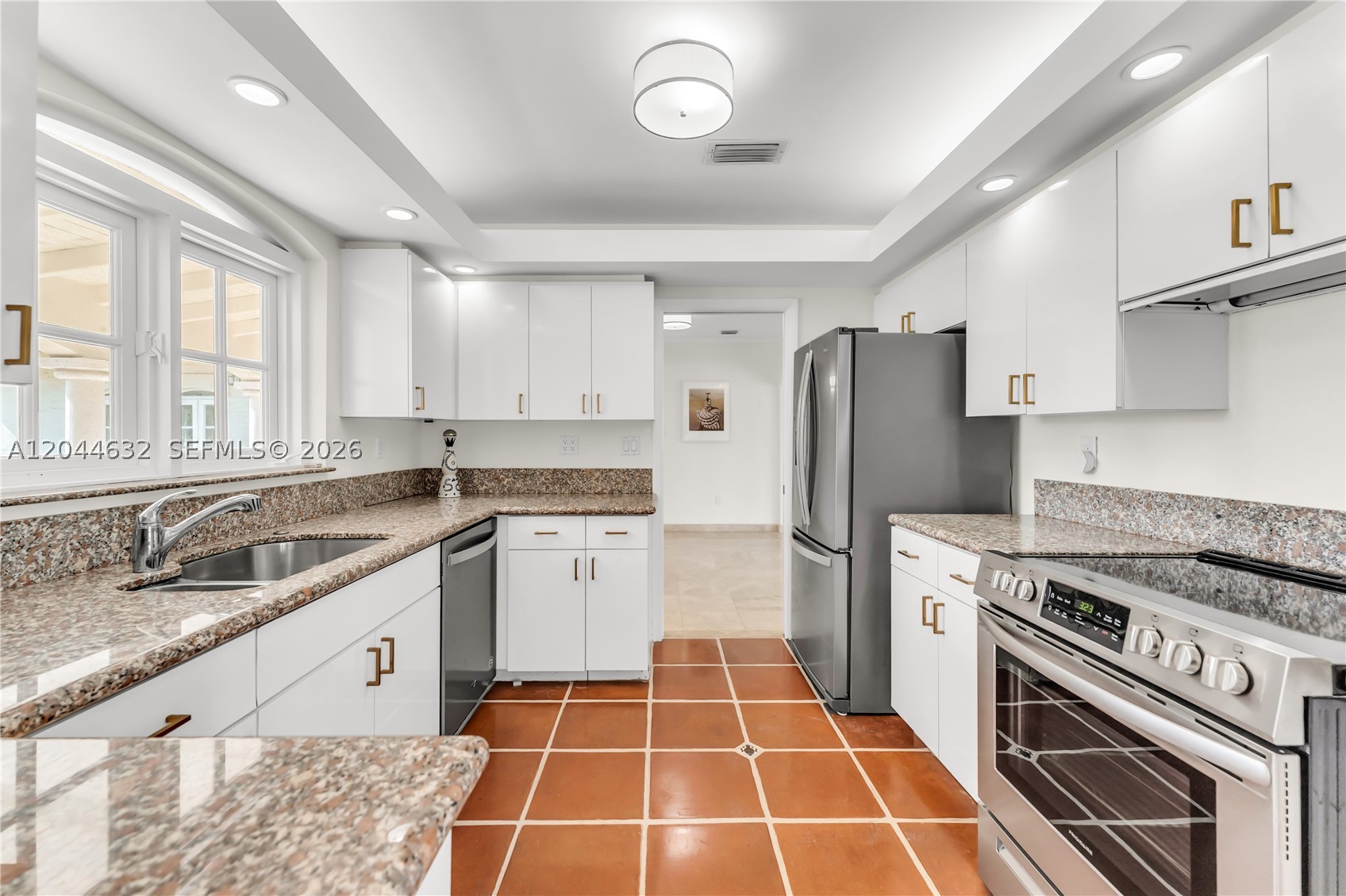 7500 W Treasure Dr North Bay Village, FL 33141