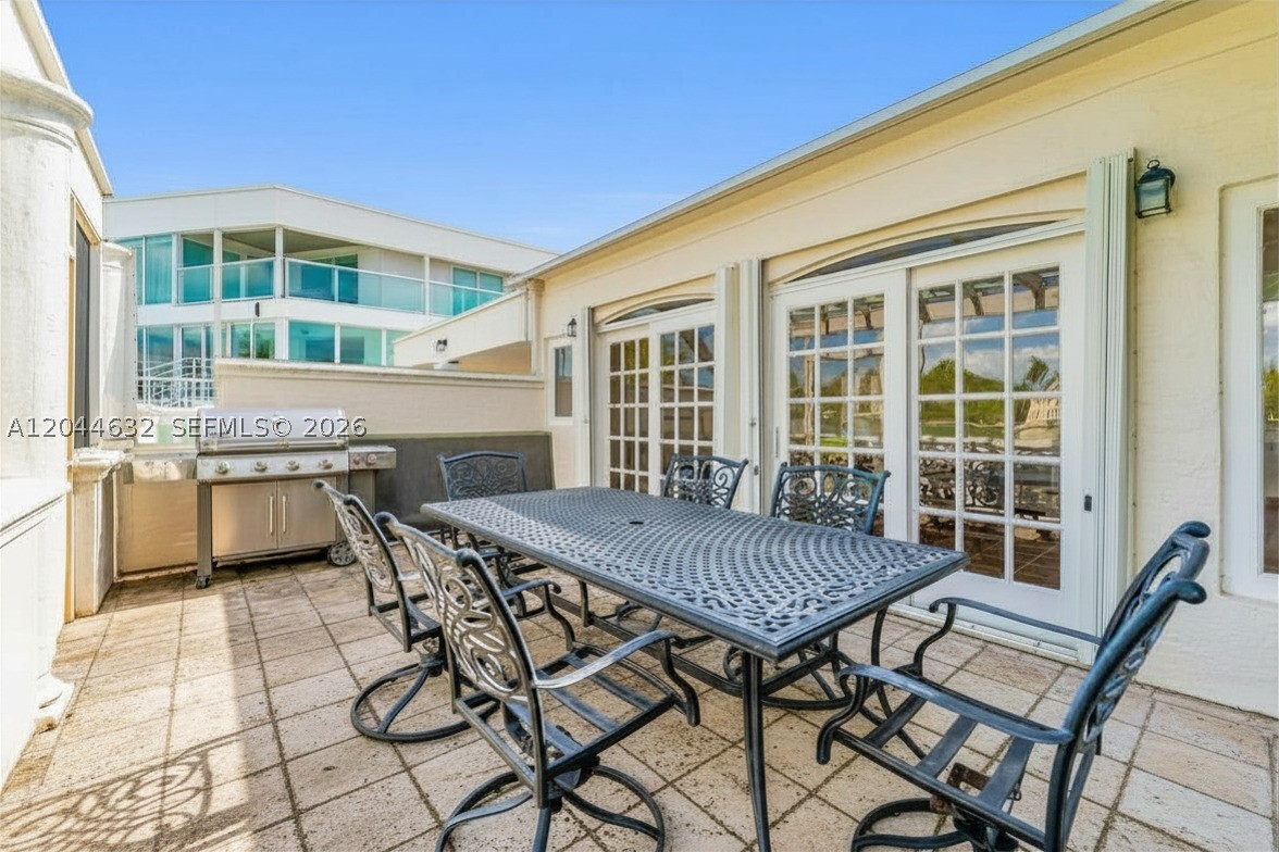 7500 W Treasure Dr North Bay Village, FL 33141