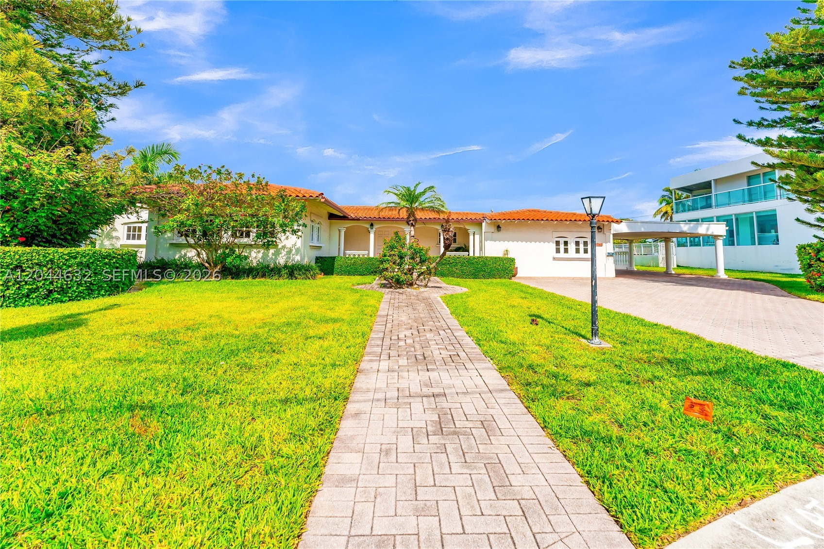 7500 W Treasure Dr North Bay Village, FL 33141