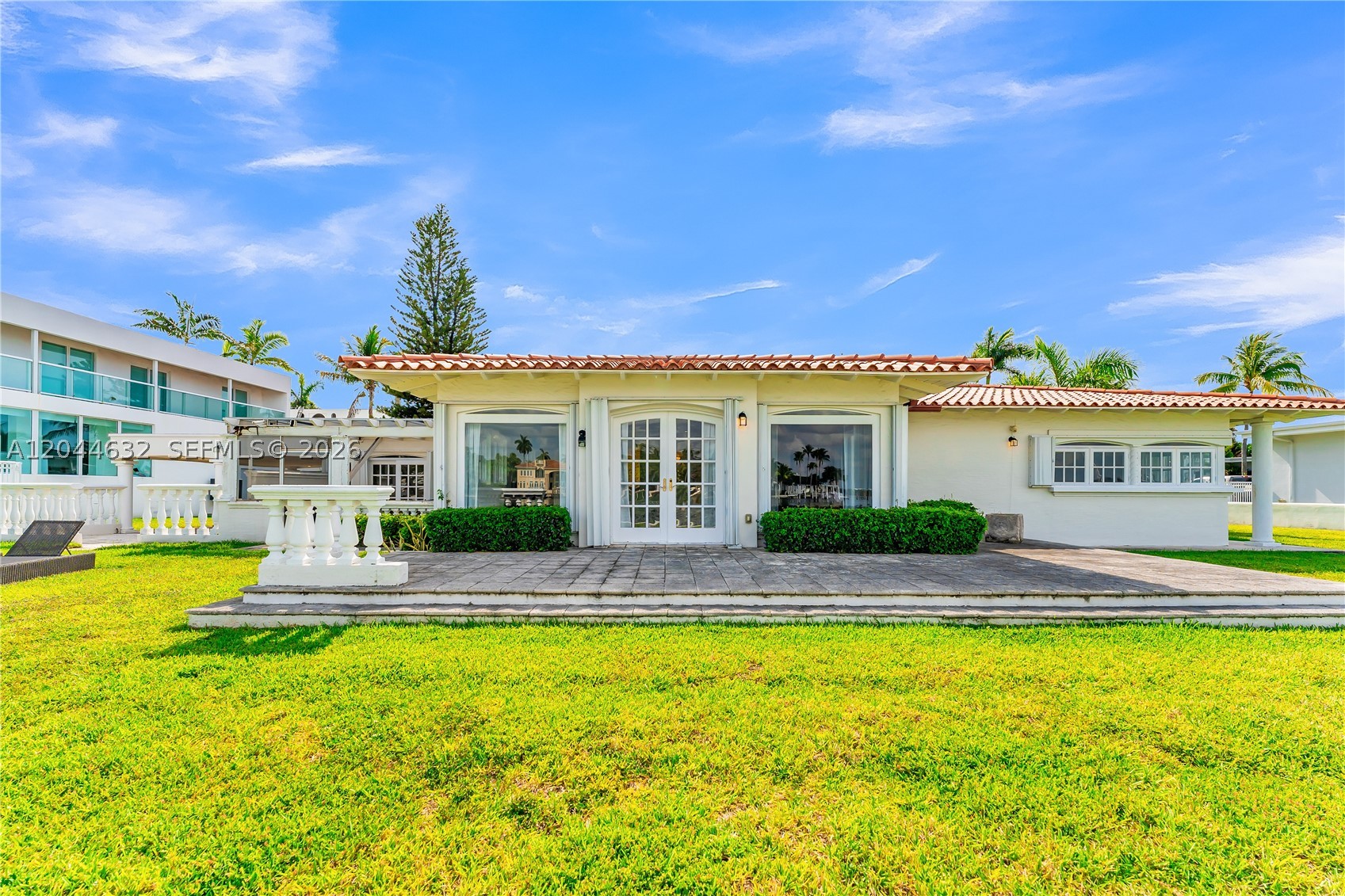 7500 W Treasure Dr North Bay Village, FL 33141