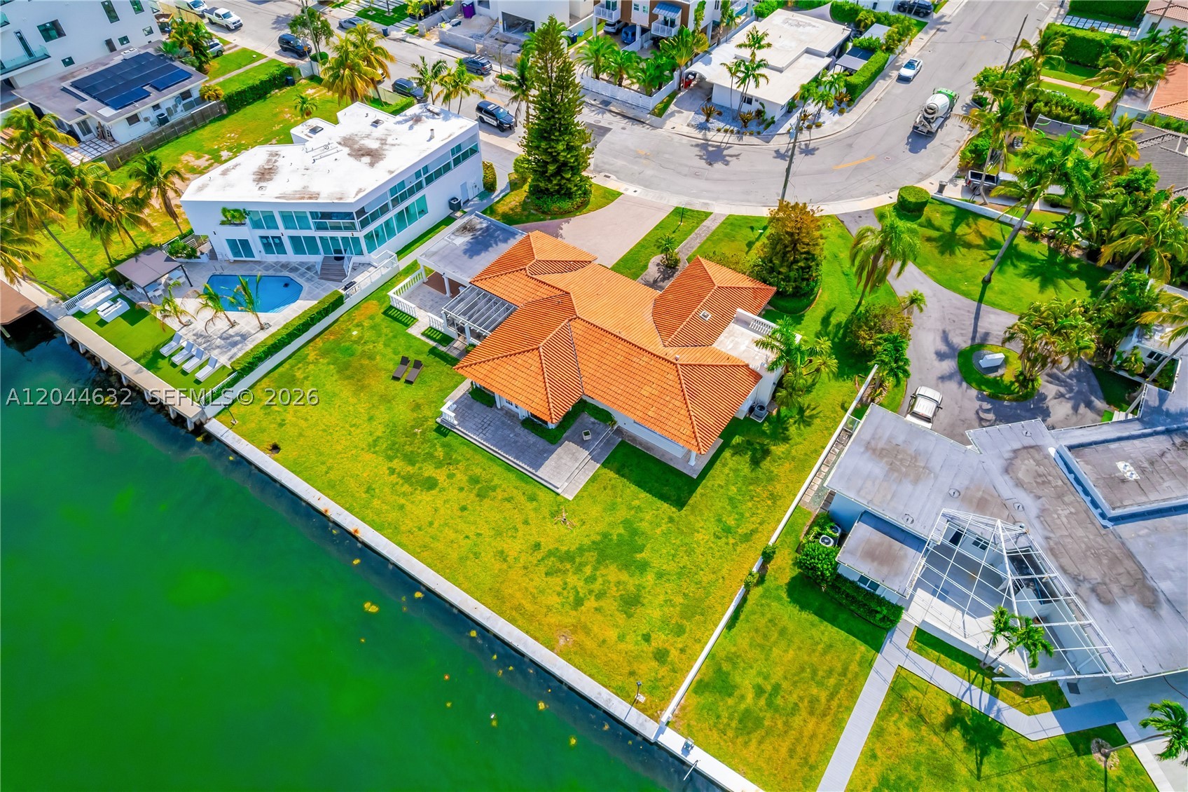 7500 W Treasure Dr North Bay Village, FL 33141