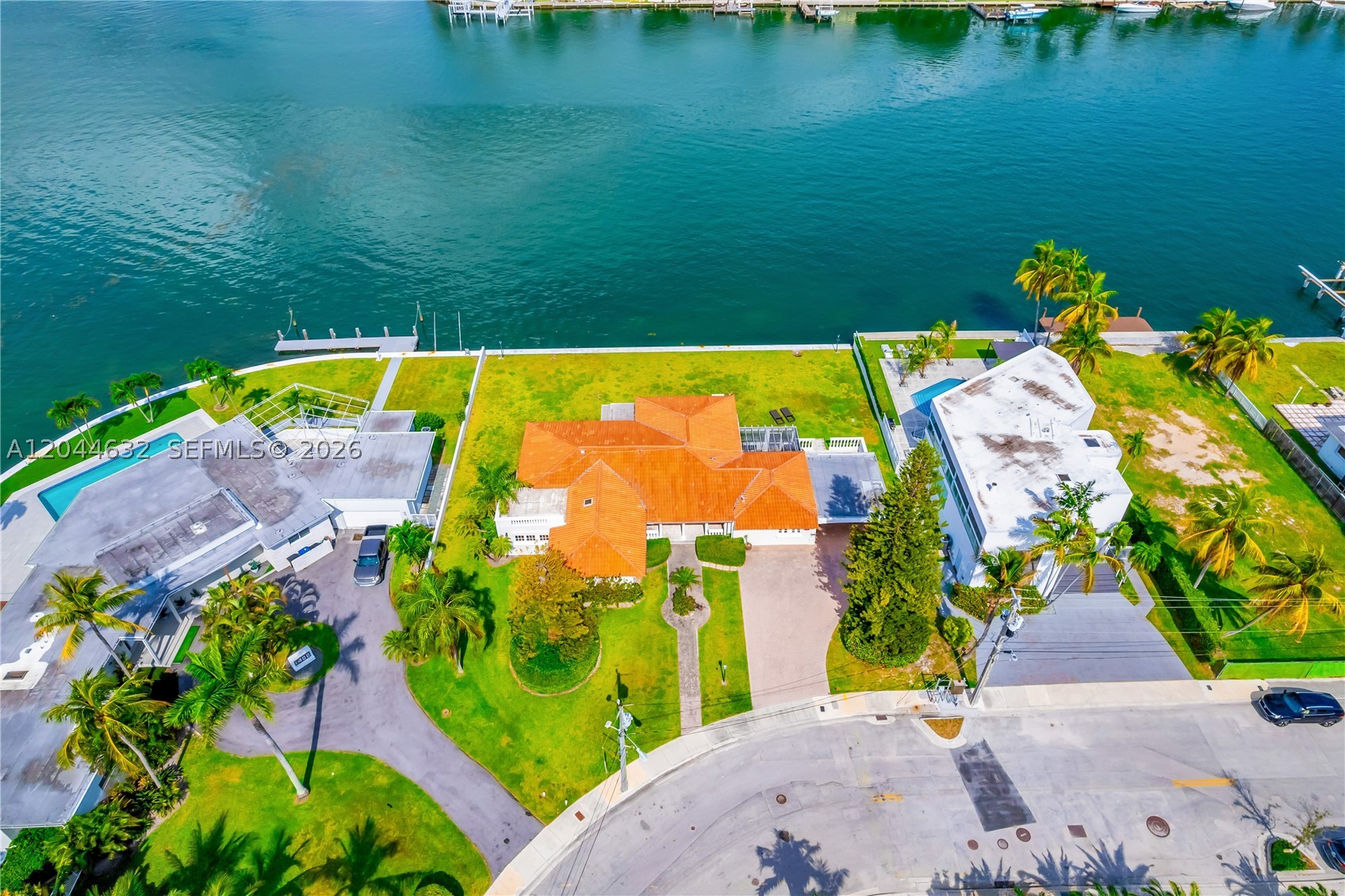 7500 W Treasure Dr North Bay Village, FL 33141