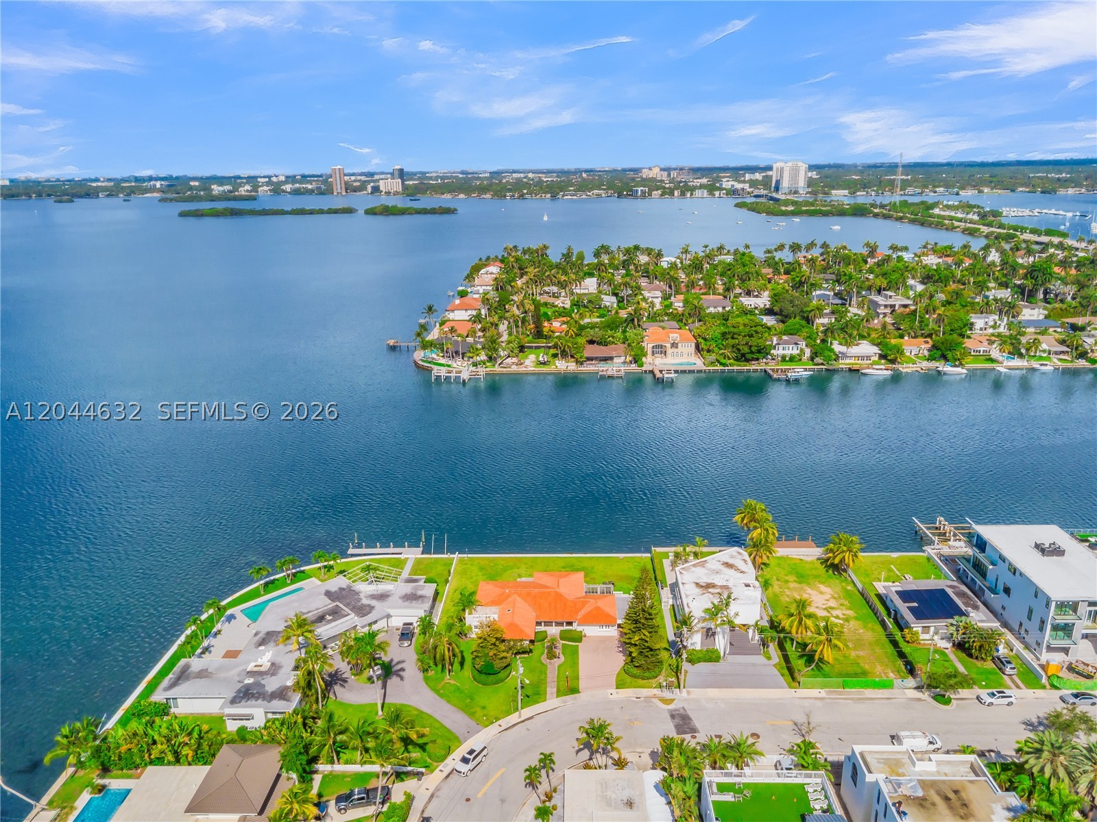 7500 W Treasure Dr North Bay Village, FL 33141