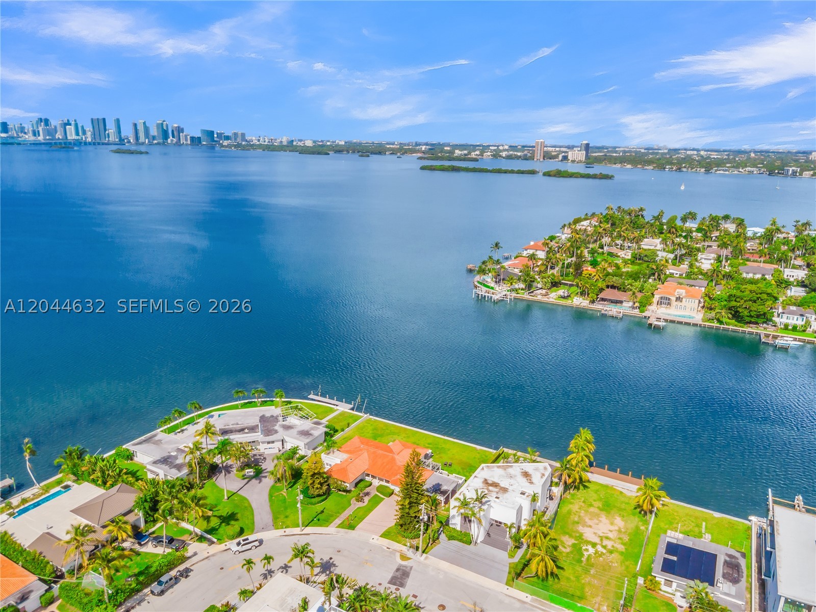 7500 W Treasure Dr North Bay Village, FL 33141