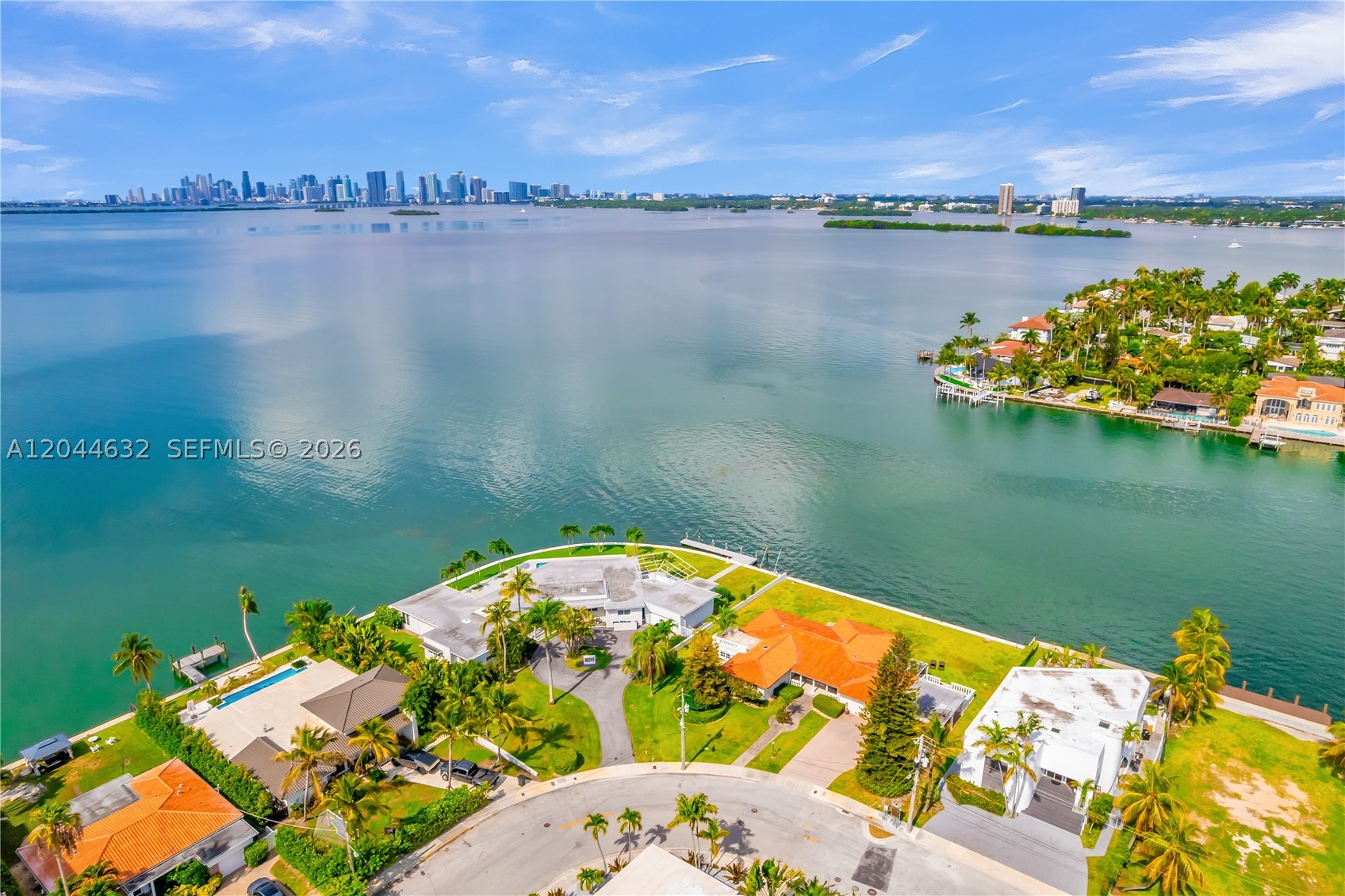 7500 W Treasure Dr North Bay Village, FL 33141