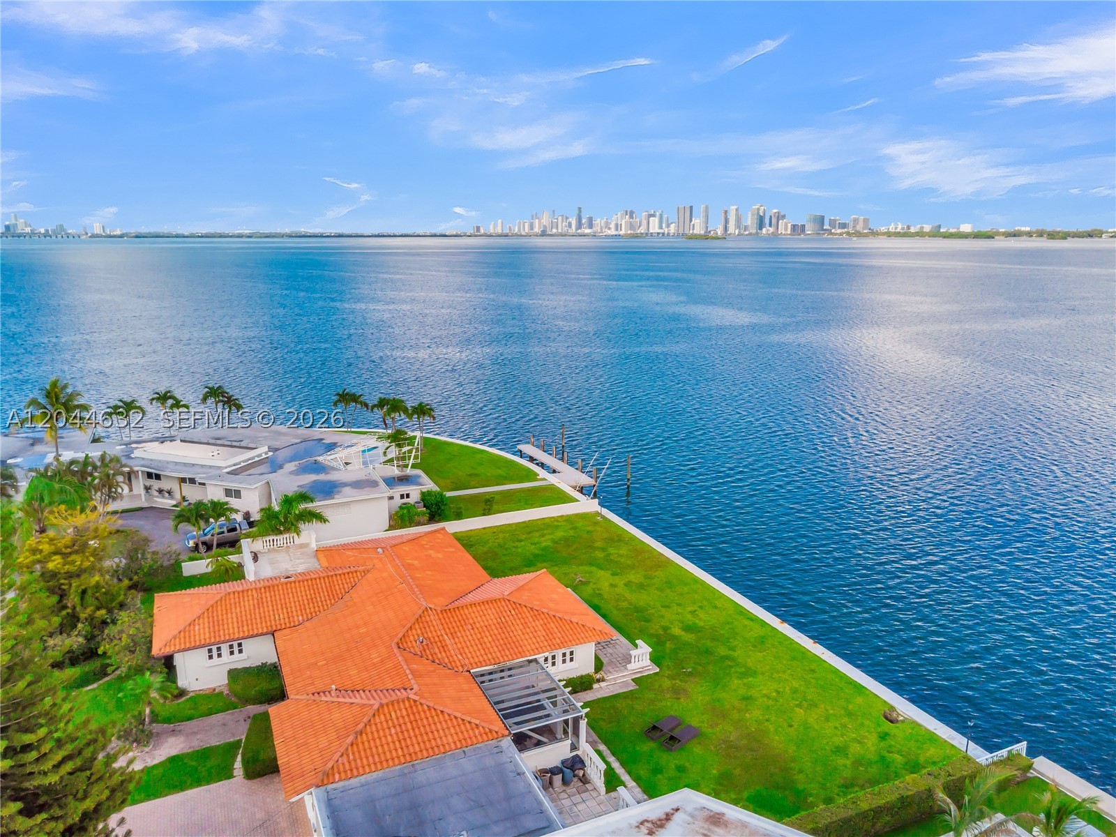 7500 W Treasure Dr North Bay Village, FL 33141