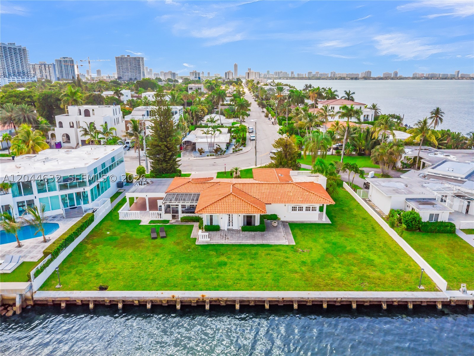 7500 W Treasure Dr North Bay Village, FL 33141