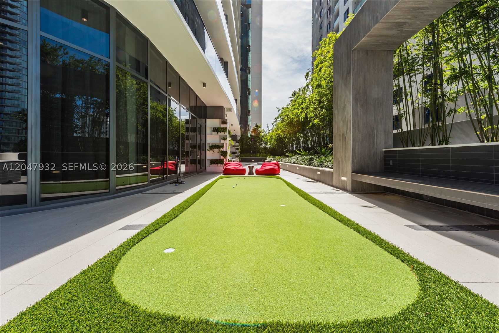 image Brickell Heights West25