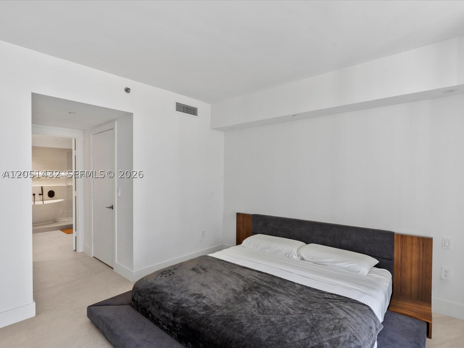 image Icon Brickell II23