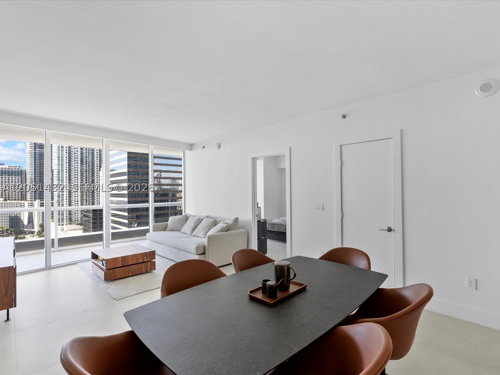 image Icon Brickell II8