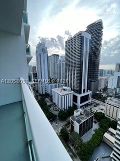 951 Brickell Ave #2803 Miami, FL 33131