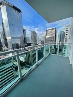 951 Brickell Ave #2803 Miami, FL 33131