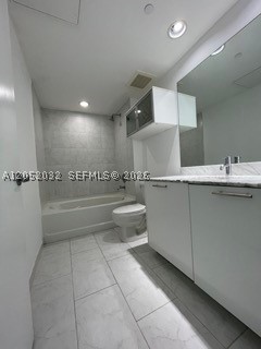 951 Brickell Ave #2803 Miami, FL 33131