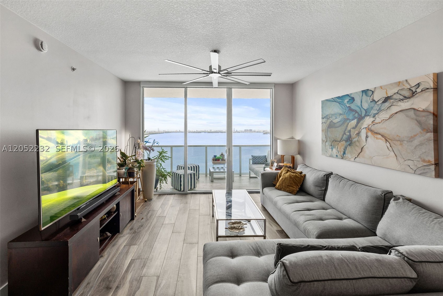 image Bay House17