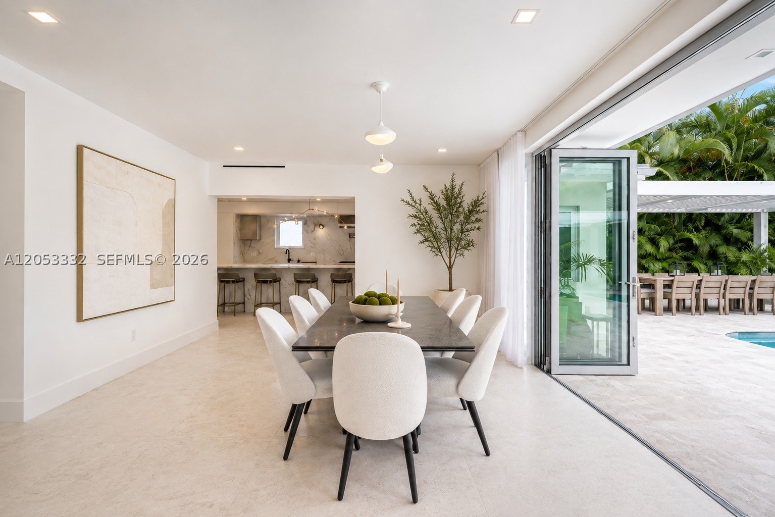 2273 Bayview Ln North Miami, FL 33181