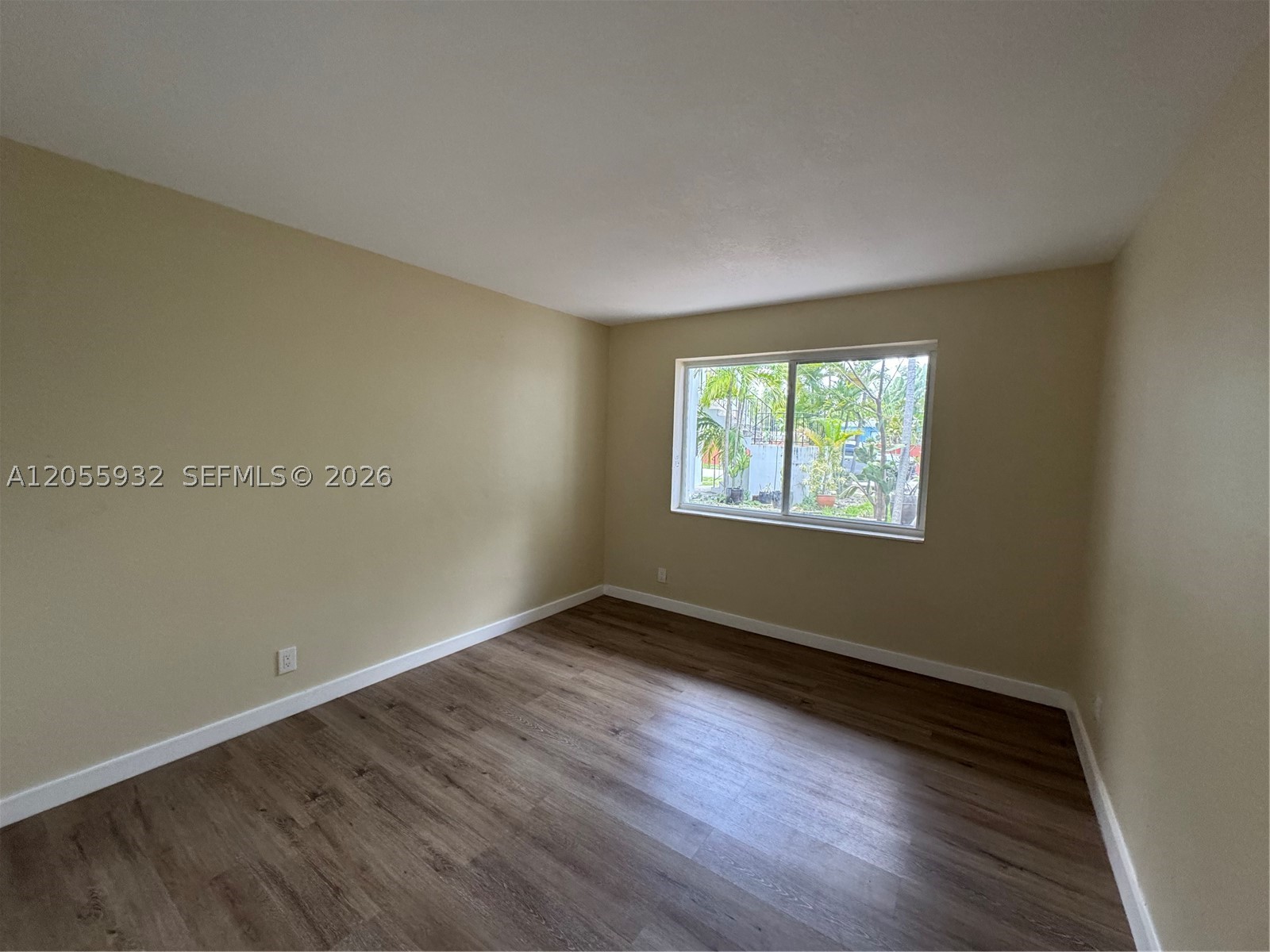 707 S 19th Ave #3