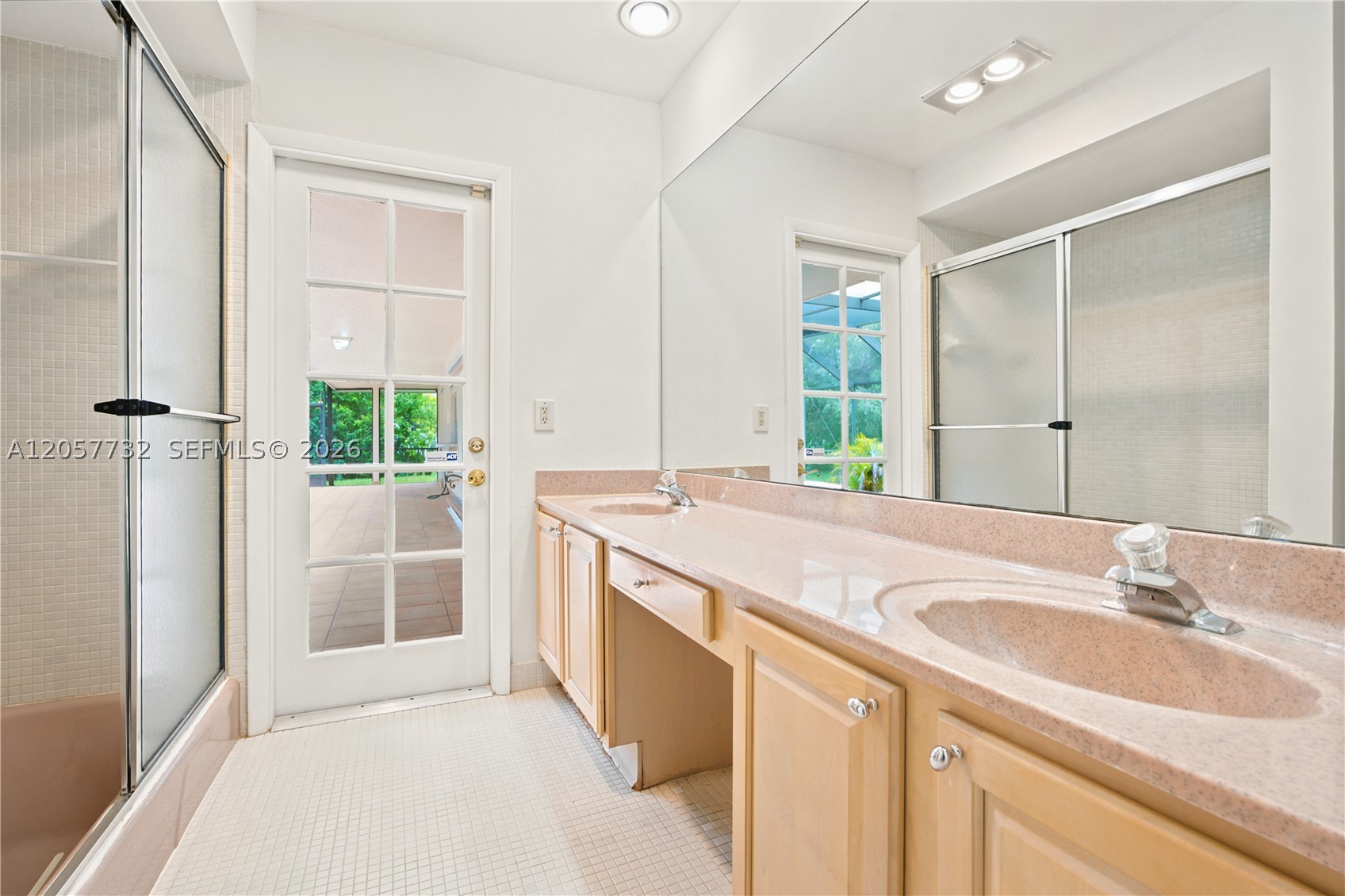 8010 SW 139th Ter Palmetto Bay, FL 33158
