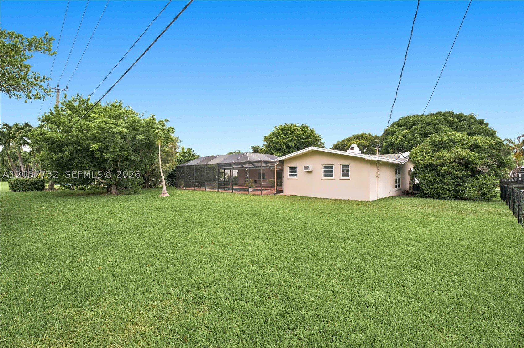 8010 SW 139th Ter Palmetto Bay, FL 33158