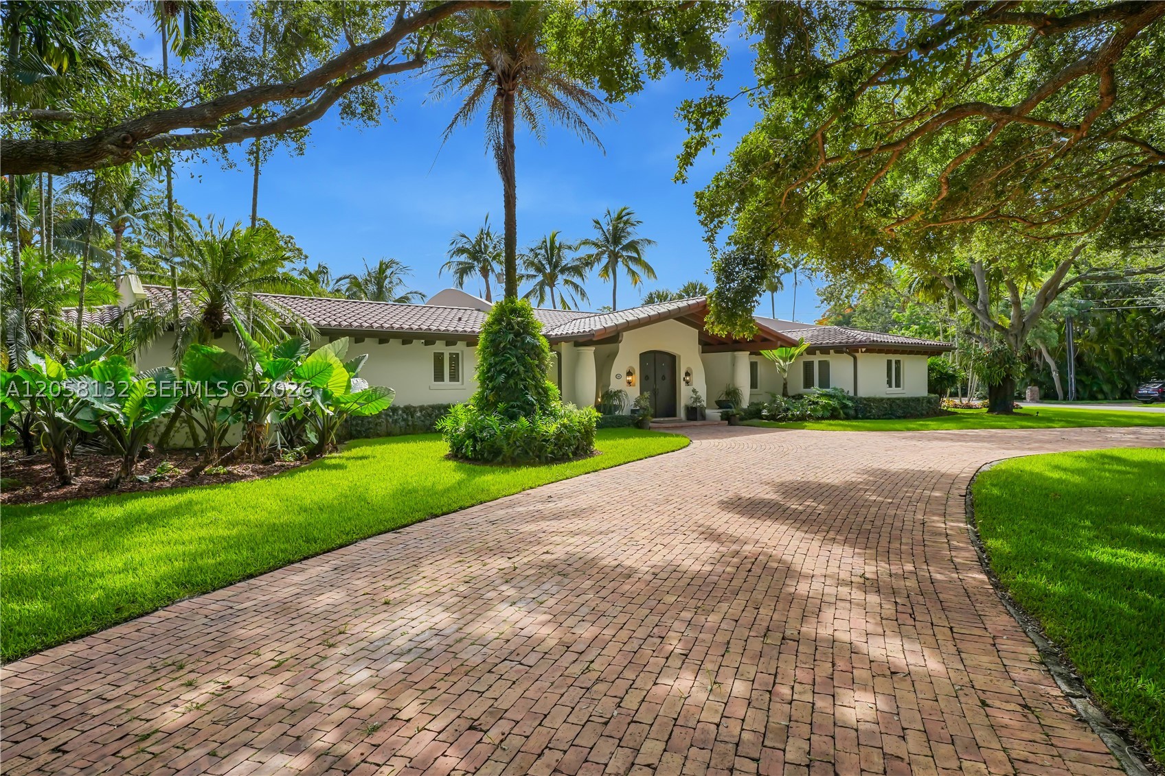 7400 SW 81st Ave Miami, FL 33143