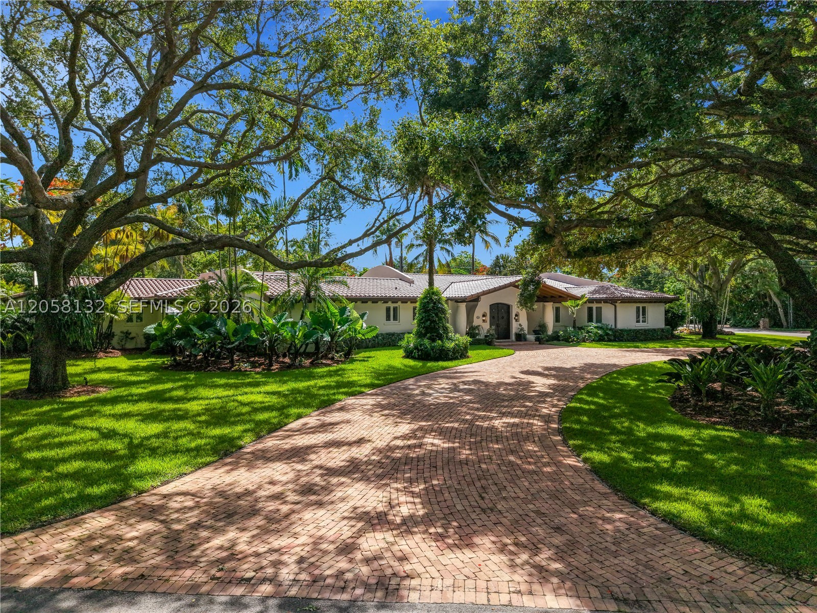 7400 SW 81st Ave Miami, FL 33143