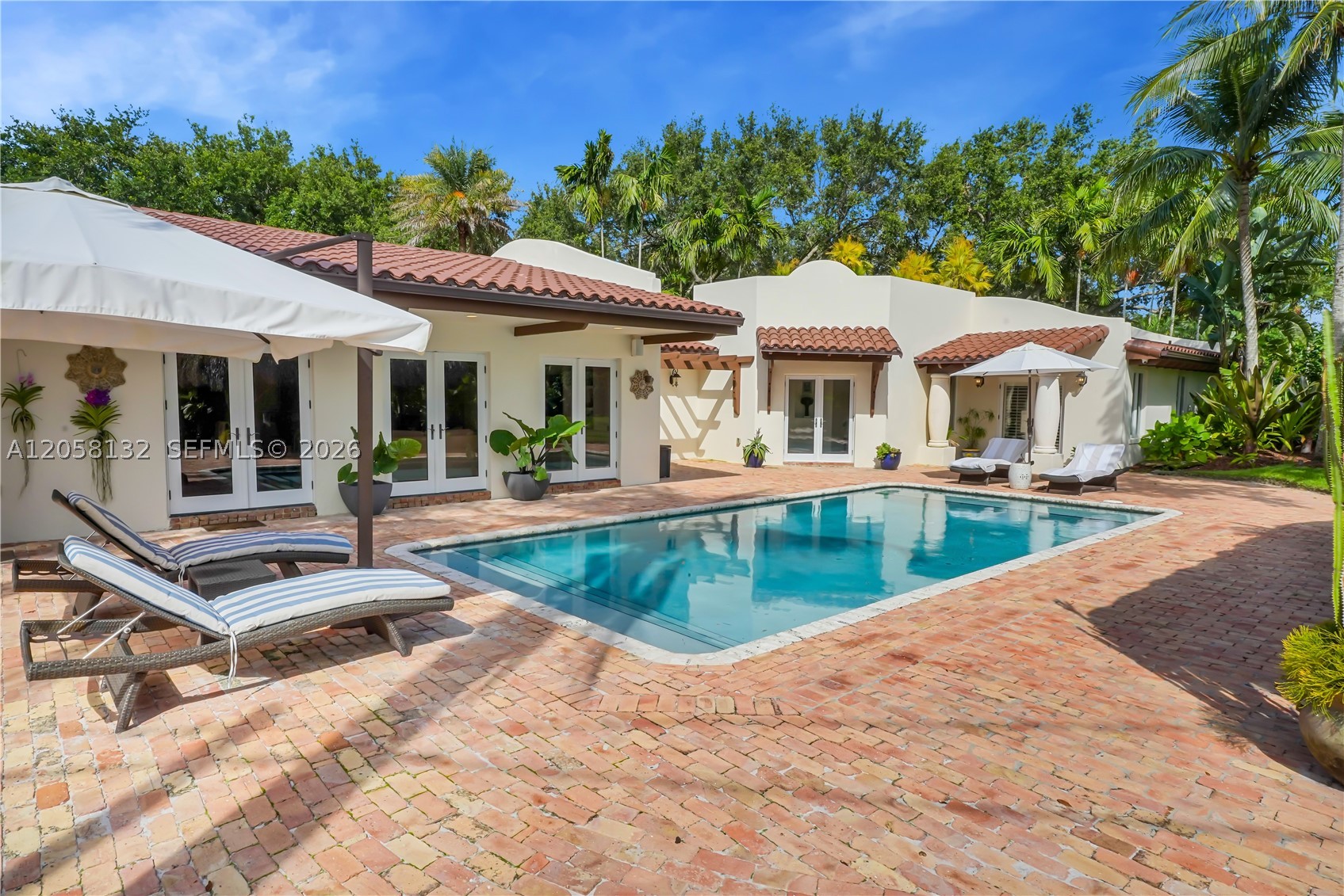 7400 SW 81st Ave Miami, FL 33143