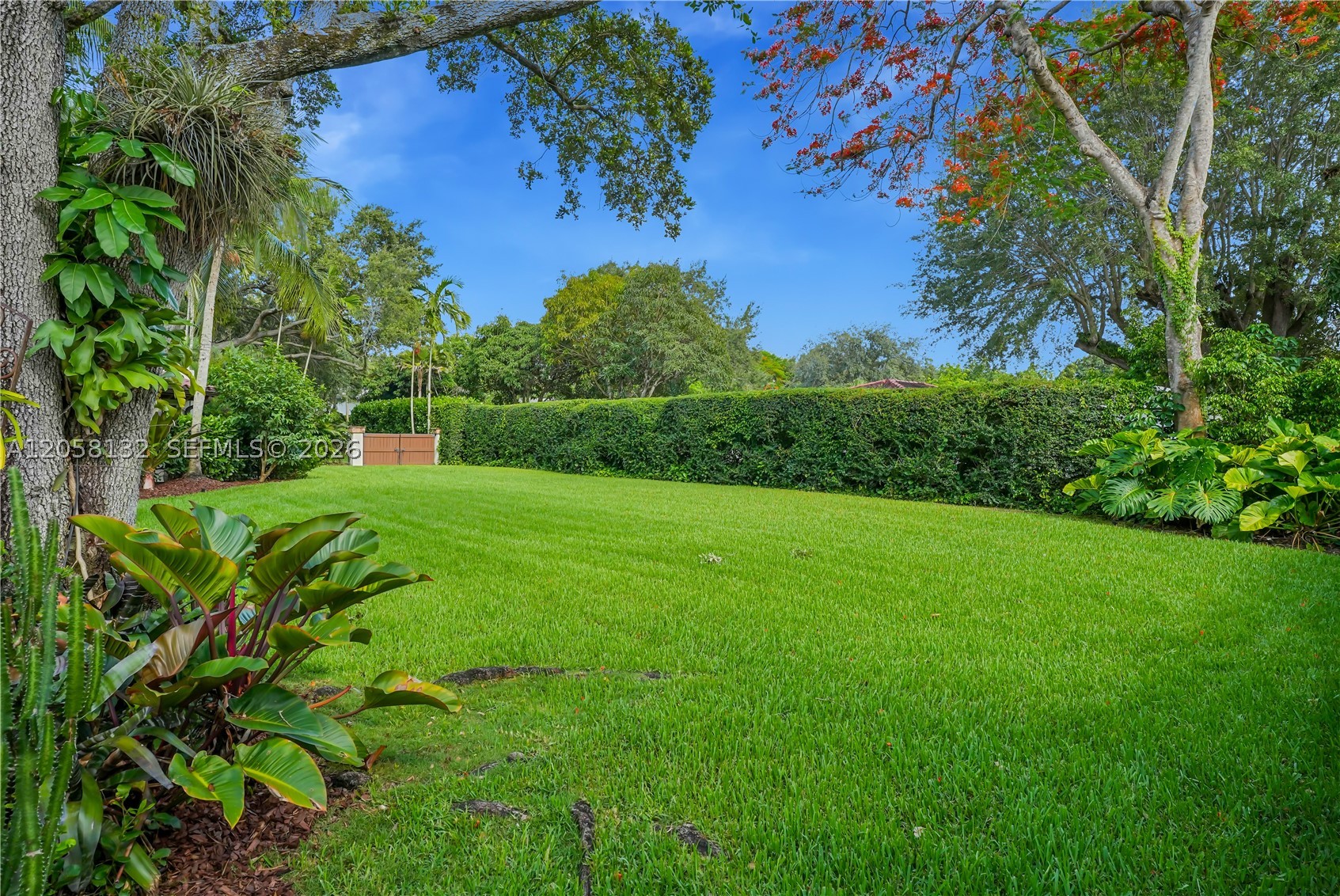 7400 SW 81st Ave Miami, FL 33143