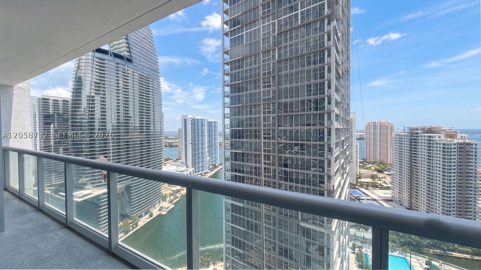 image Icon Brickell III (W Miami)6