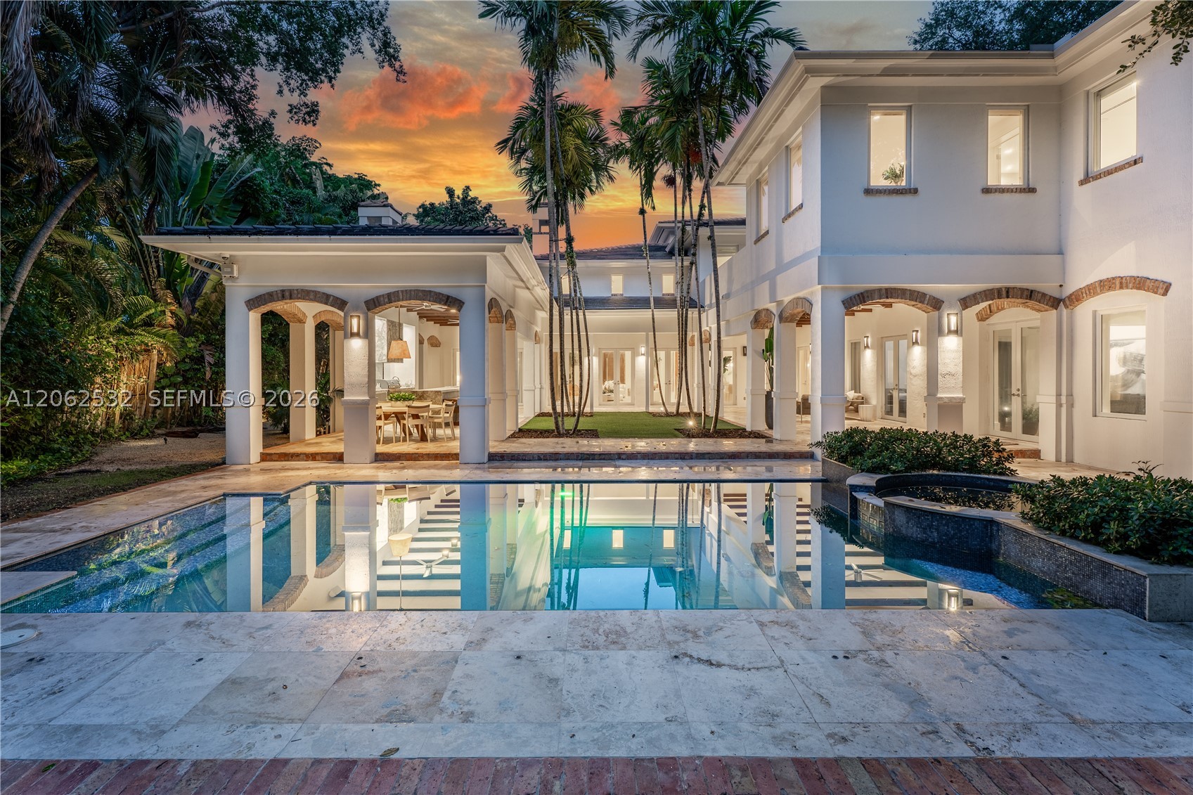 2820 Brickell Ave Miami, FL 33129