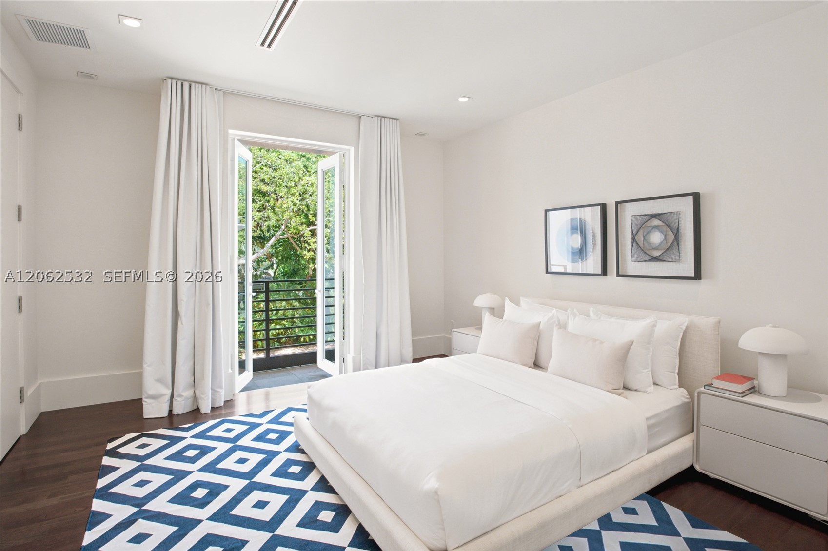 2820 Brickell Ave Miami, FL 33129